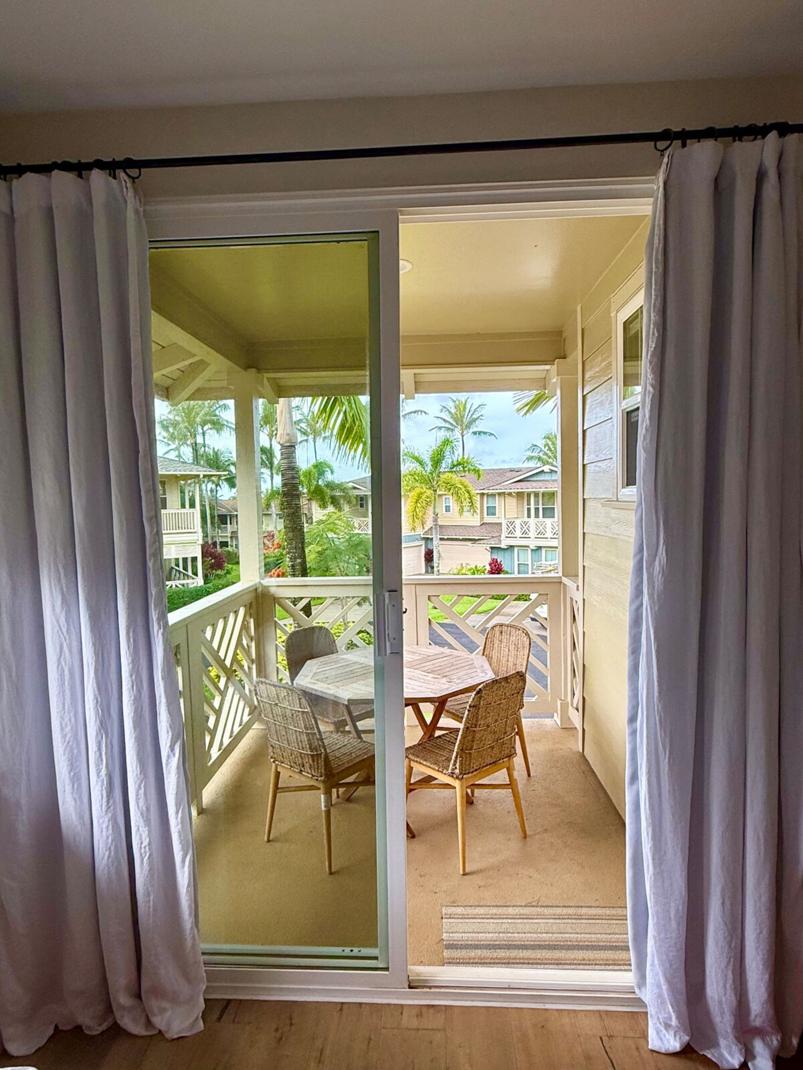 Barefoot Bungalow Retreat Private 1BR with Lanai - Photo 3