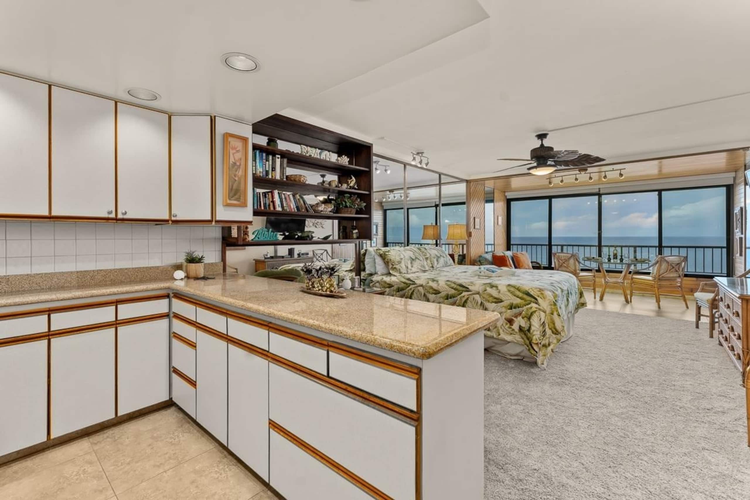 Maui Kaanapali Oceanfront Penthouse, Aloha Getaway - Photo 18