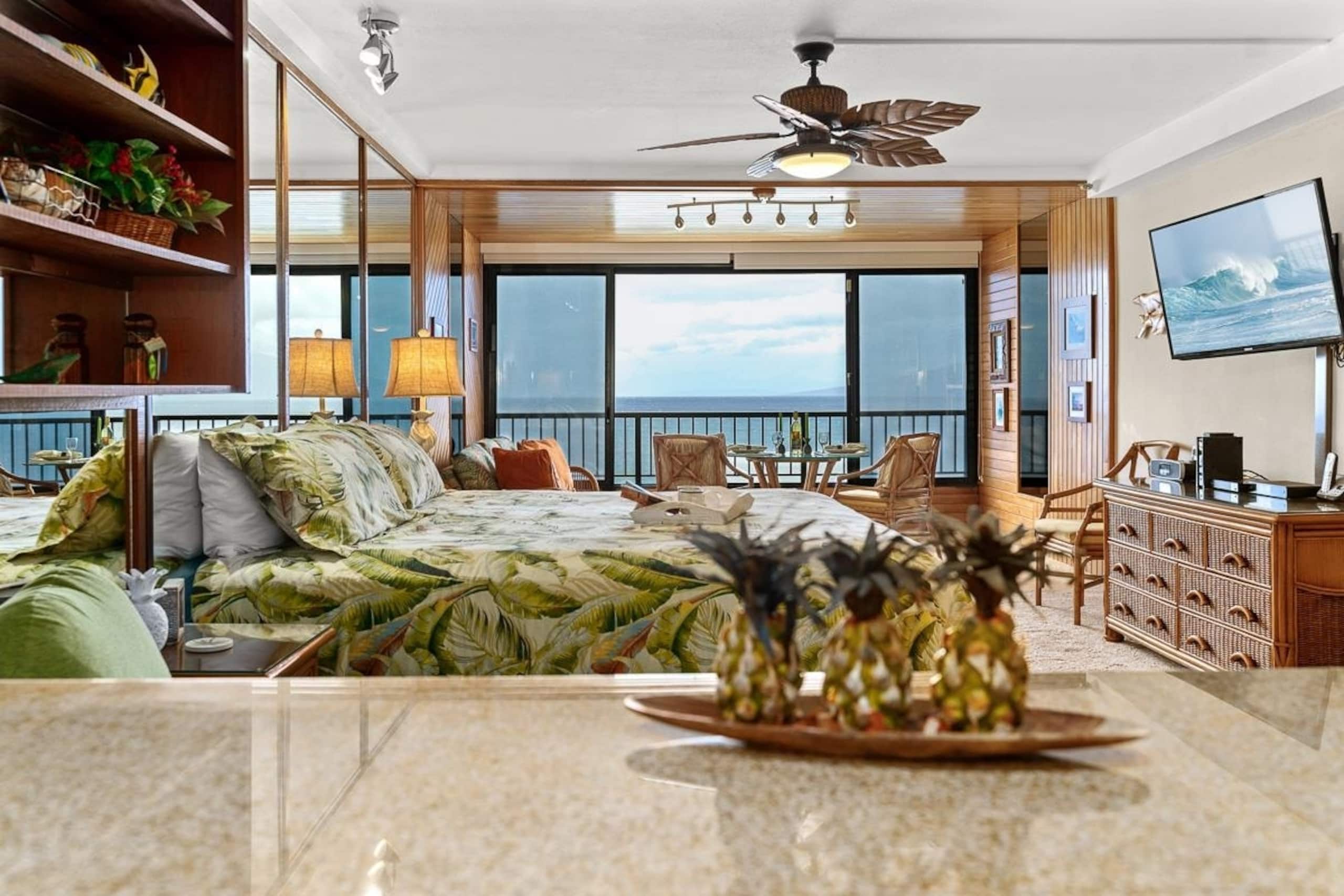Maui Kaanapali Oceanfront Penthouse, Aloha Getaway - Photo 2