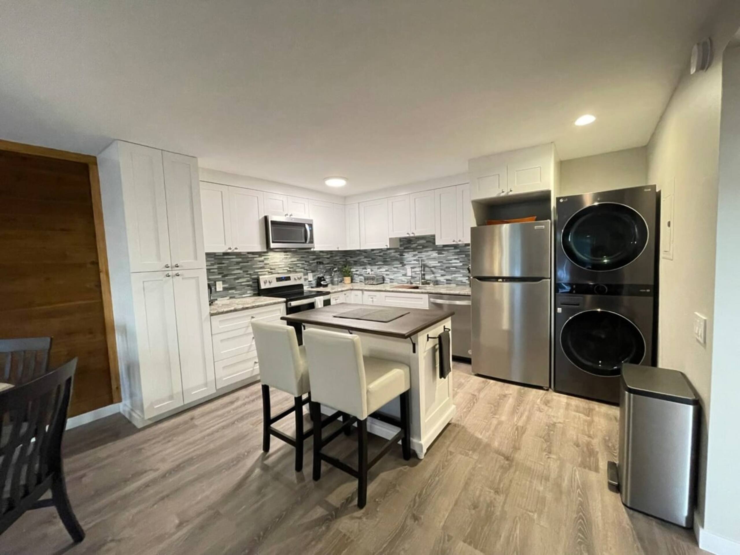 Newly Renovated Kahana Sunset ocean view - Photo 10