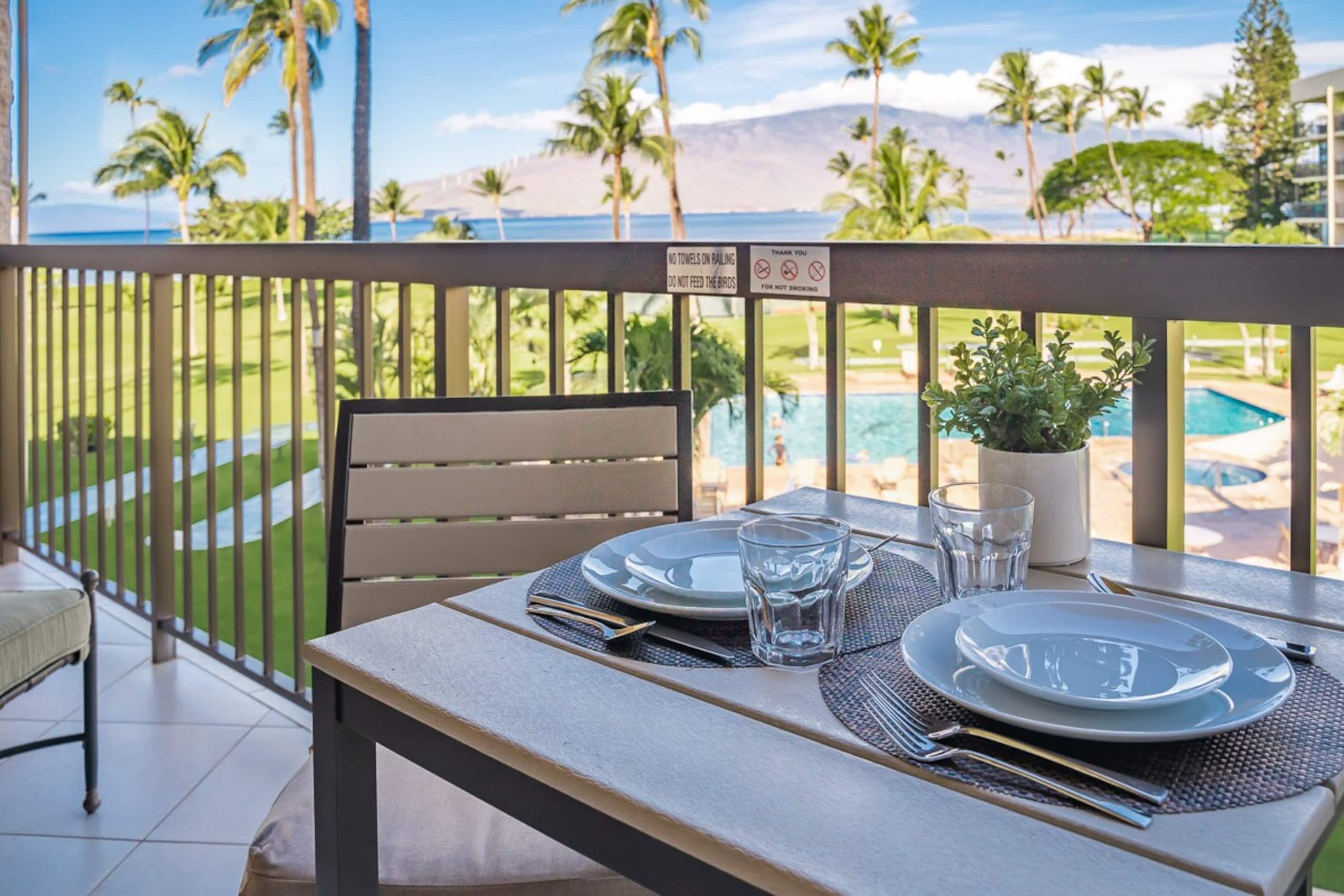 Oceanfront condo w/ pool and hot tub - Photo 1