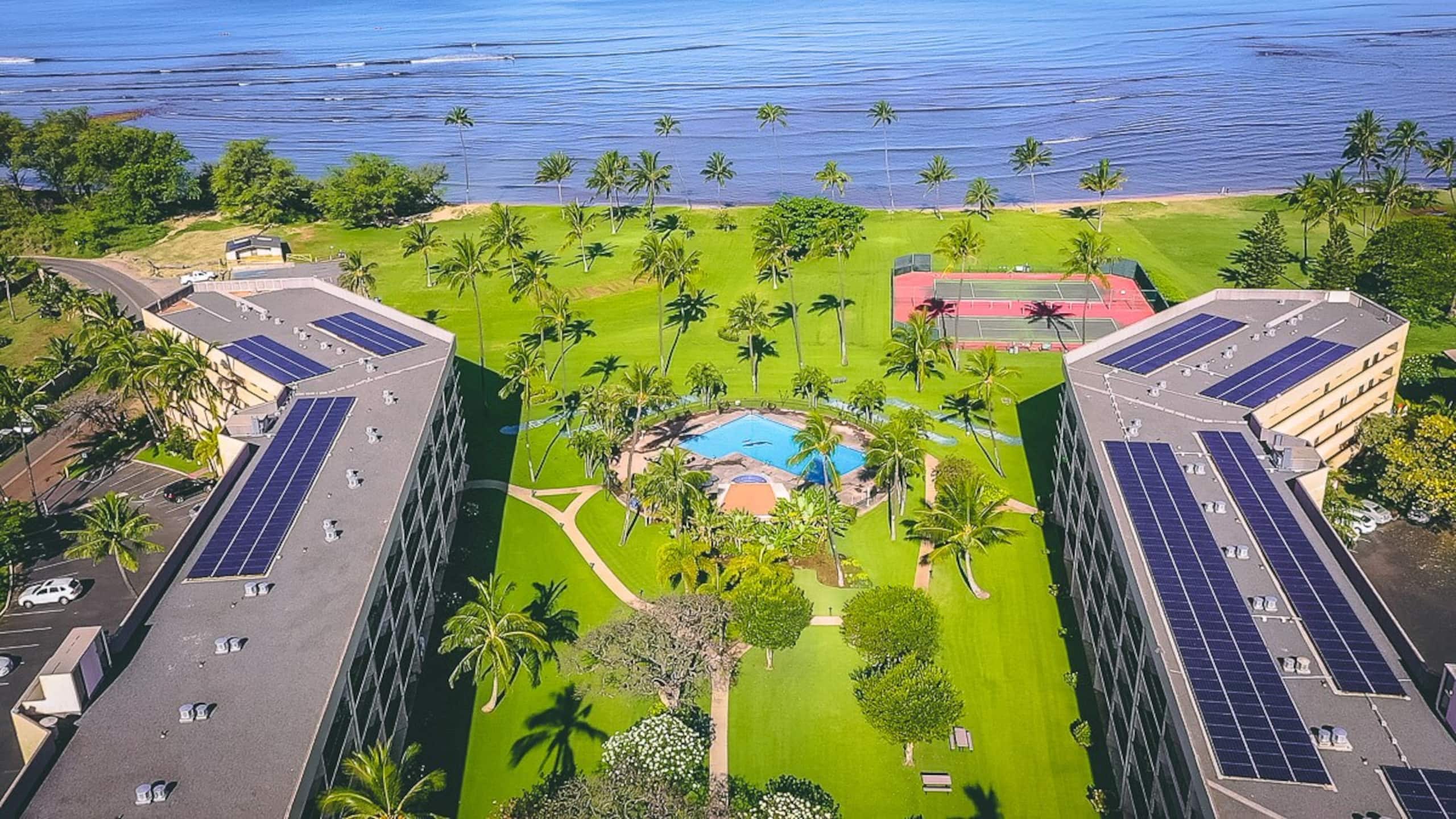Oceanfront condo w/ pool and hot tub - Photo 45