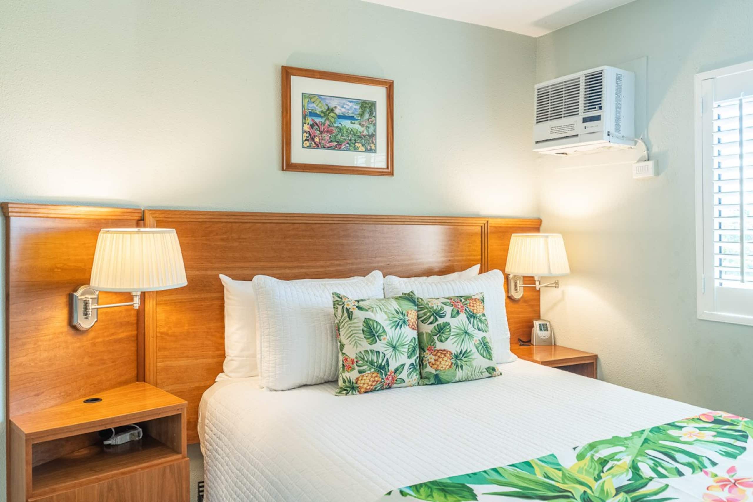 Oceanfront condo w/ pool and hot tub - Photo 30