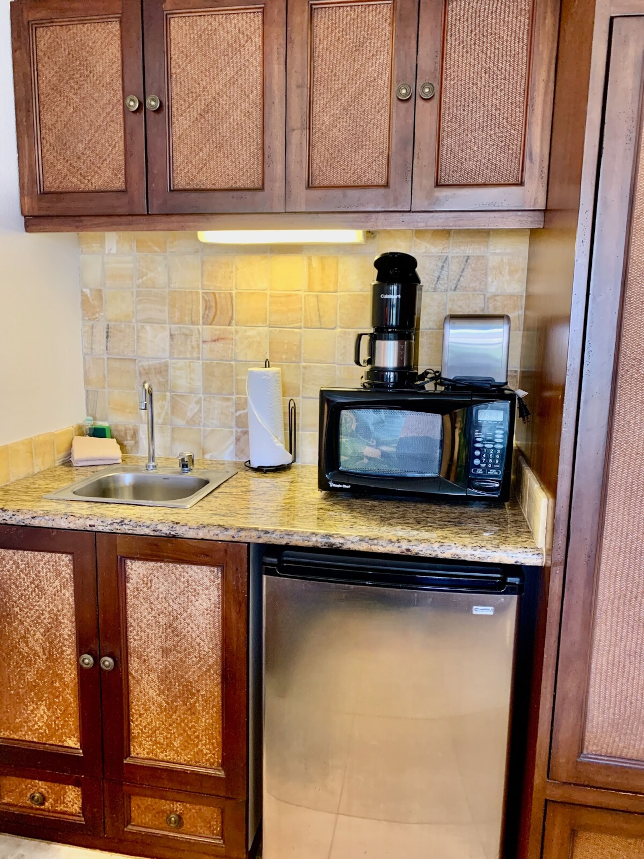 This is your Gorgeous Oceanview Top Floor AC WIFI - Photo 10