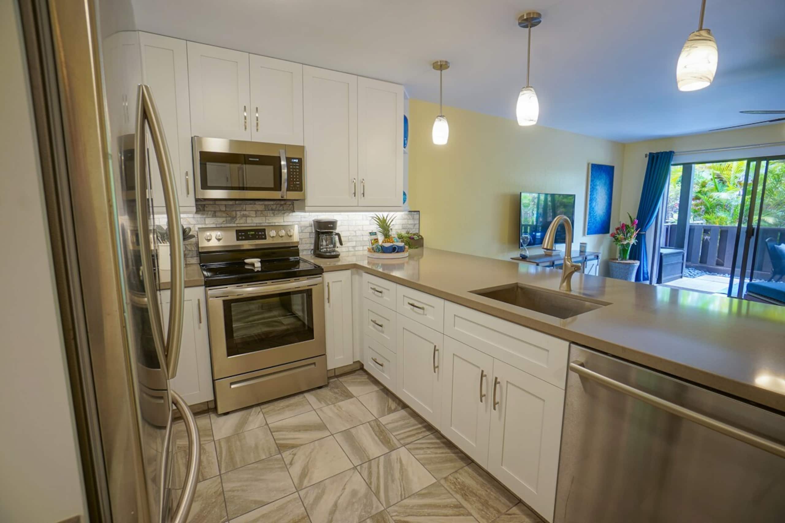 Summer deals now. No resort fee/parking-A/C - Photo 16
