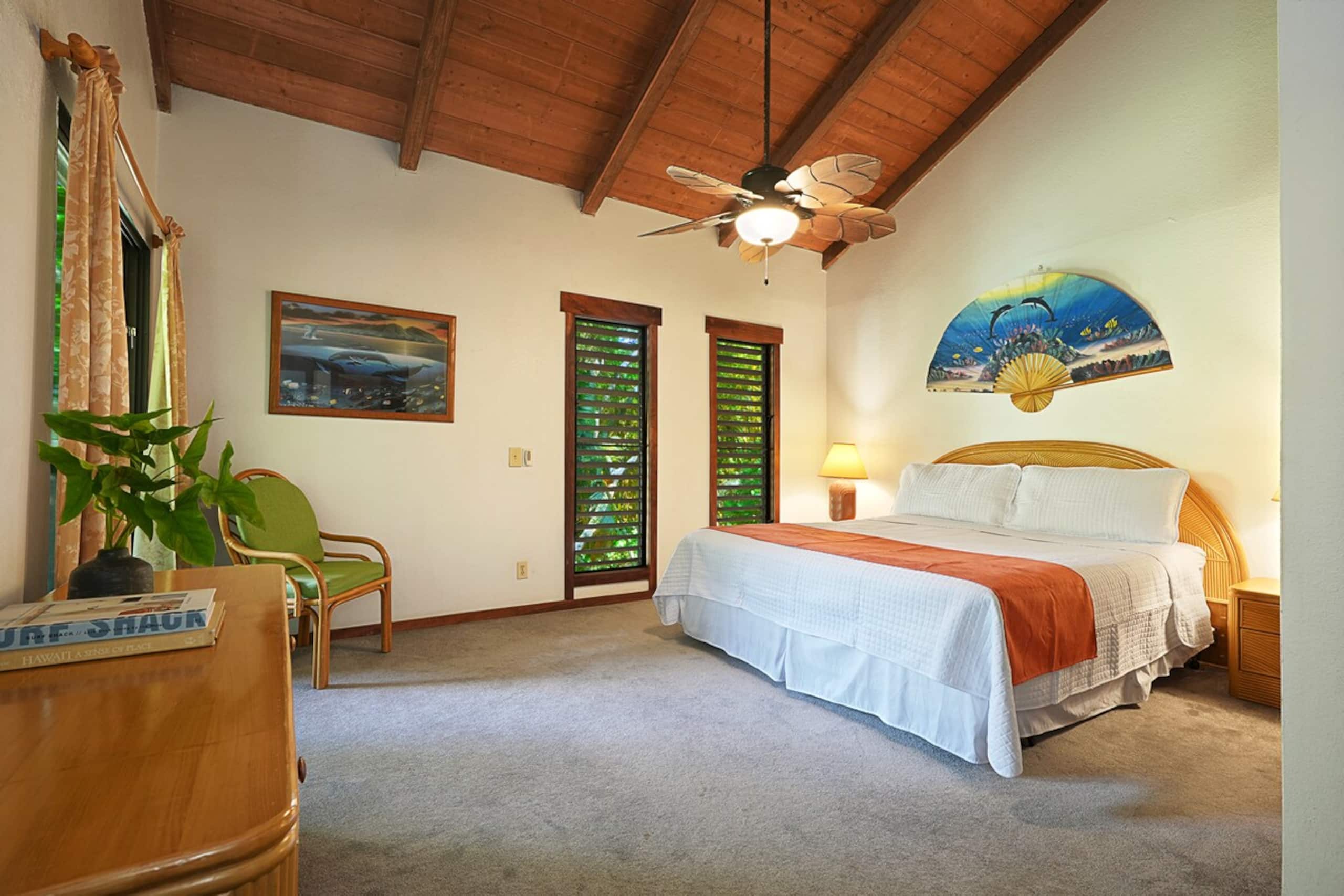 Top Floor 2 Bed Suite Steps to the Beach & Pool - Photo 6