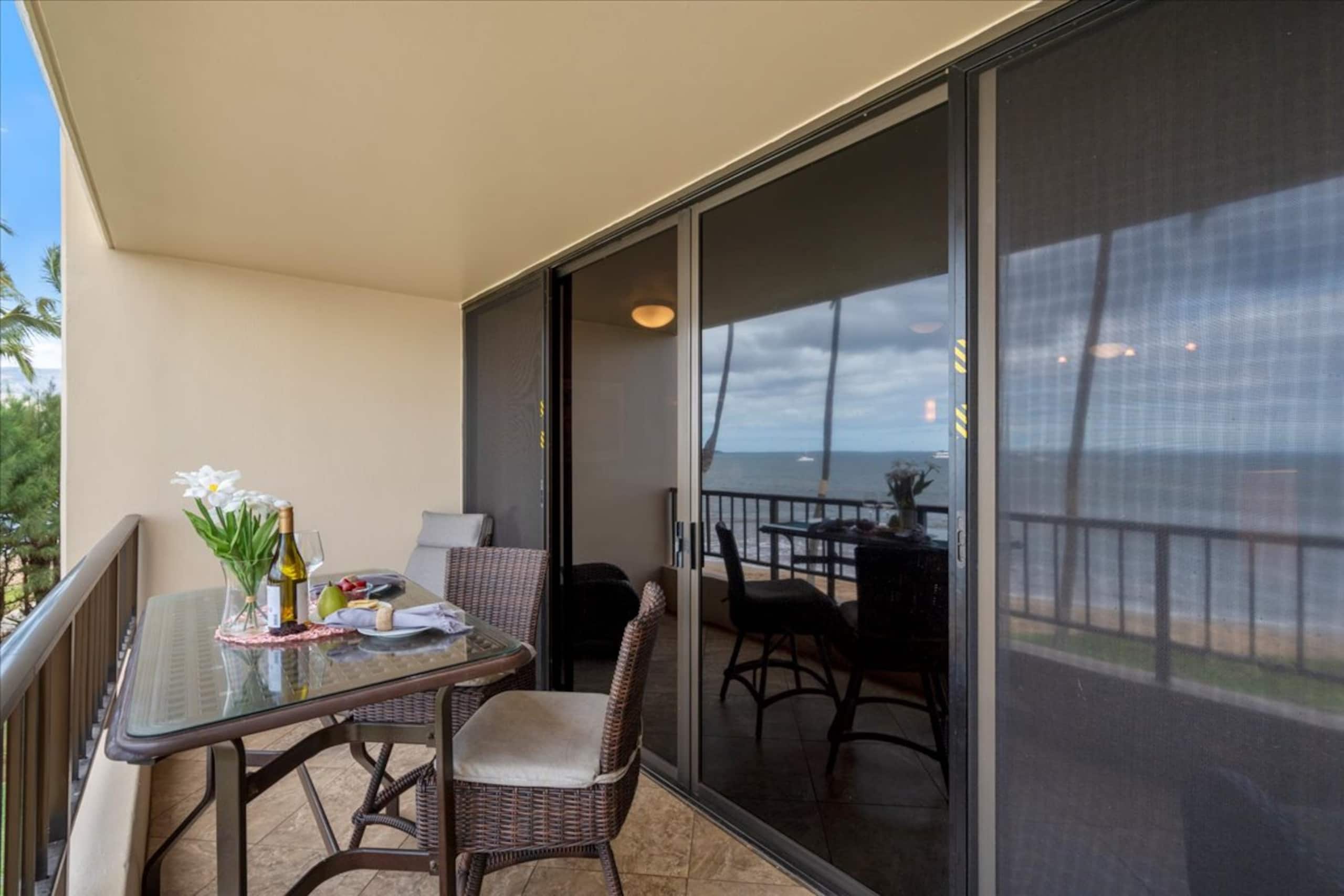 Tropical oceanfront escape, steps from Sugar Beach - Photo 18