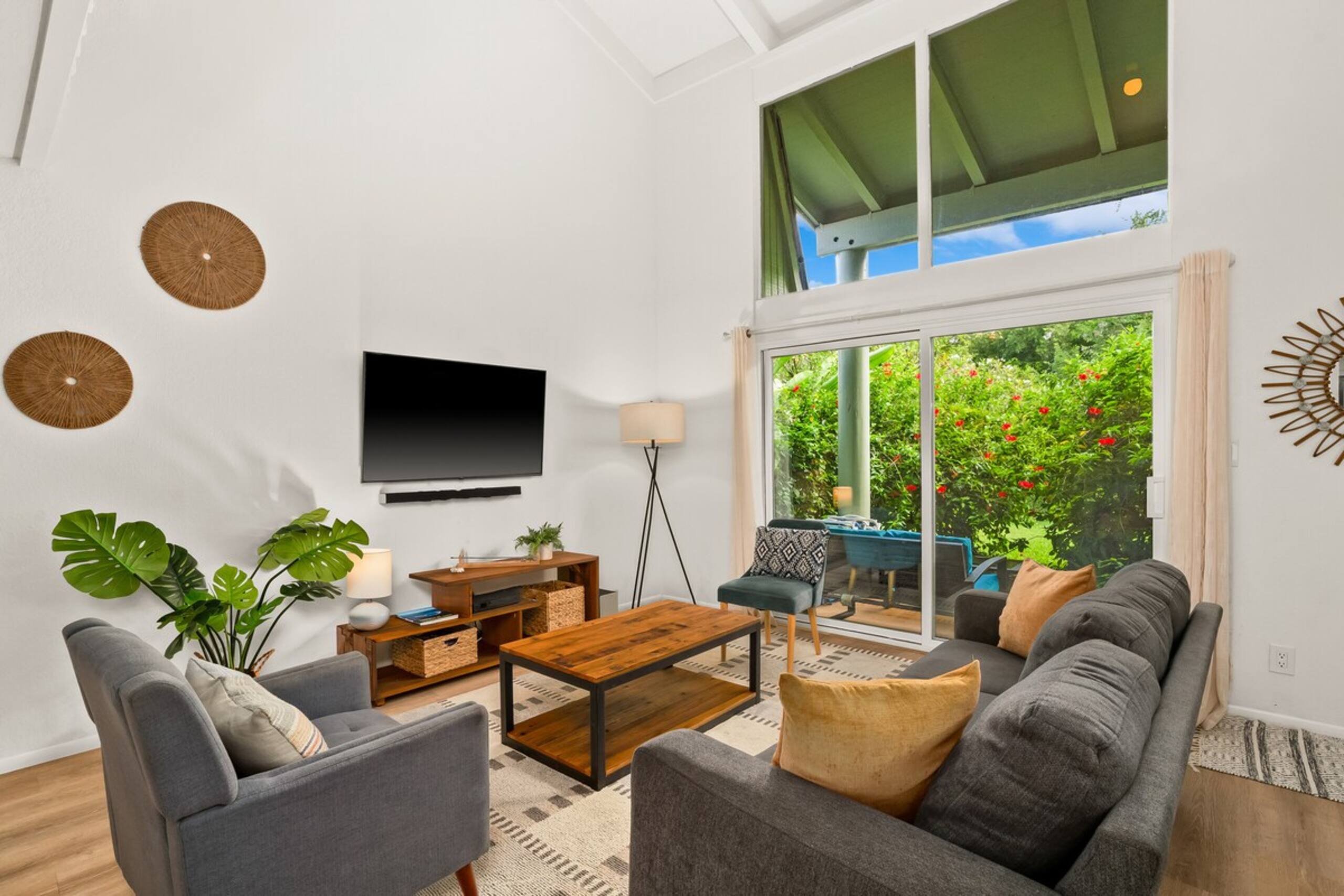 Princeville townhouse near Anini Beach w/ pool - Photo 4
