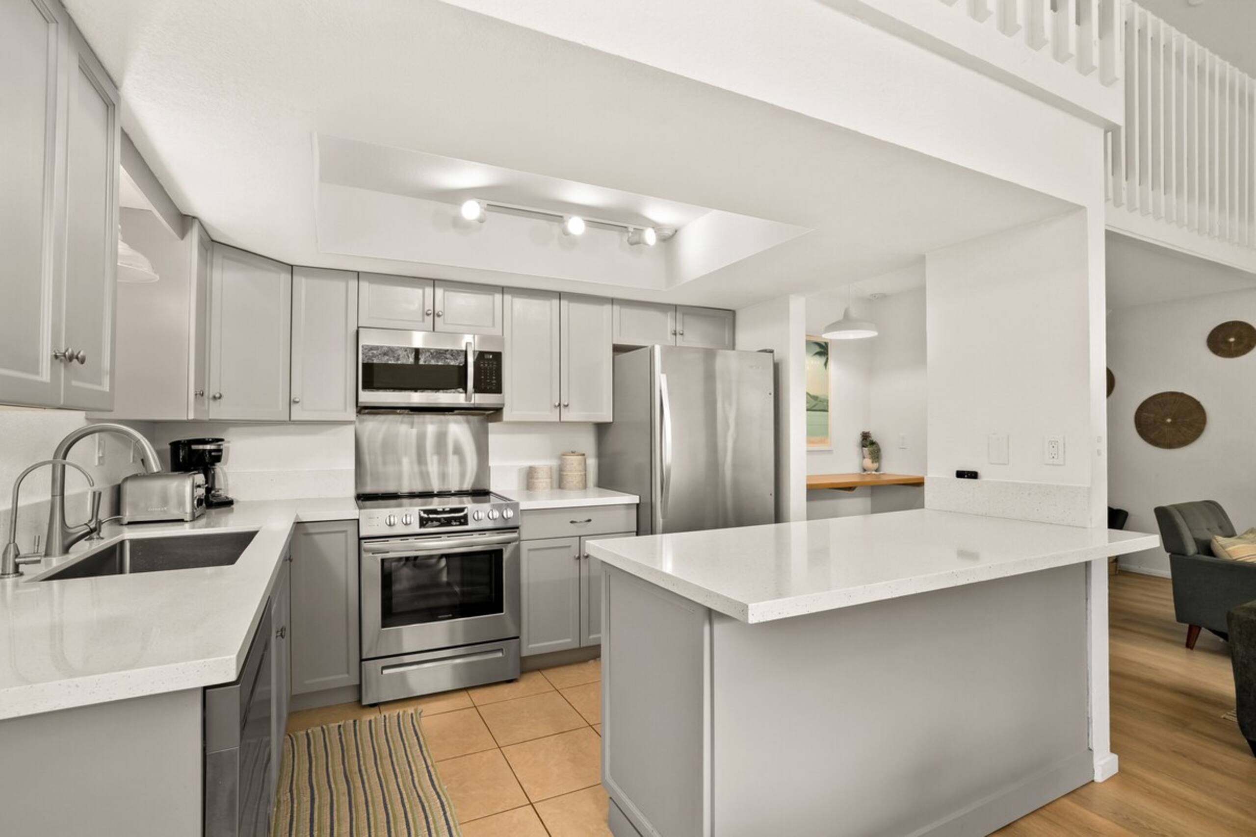 Princeville townhouse near Anini Beach w/ pool - Photo 8