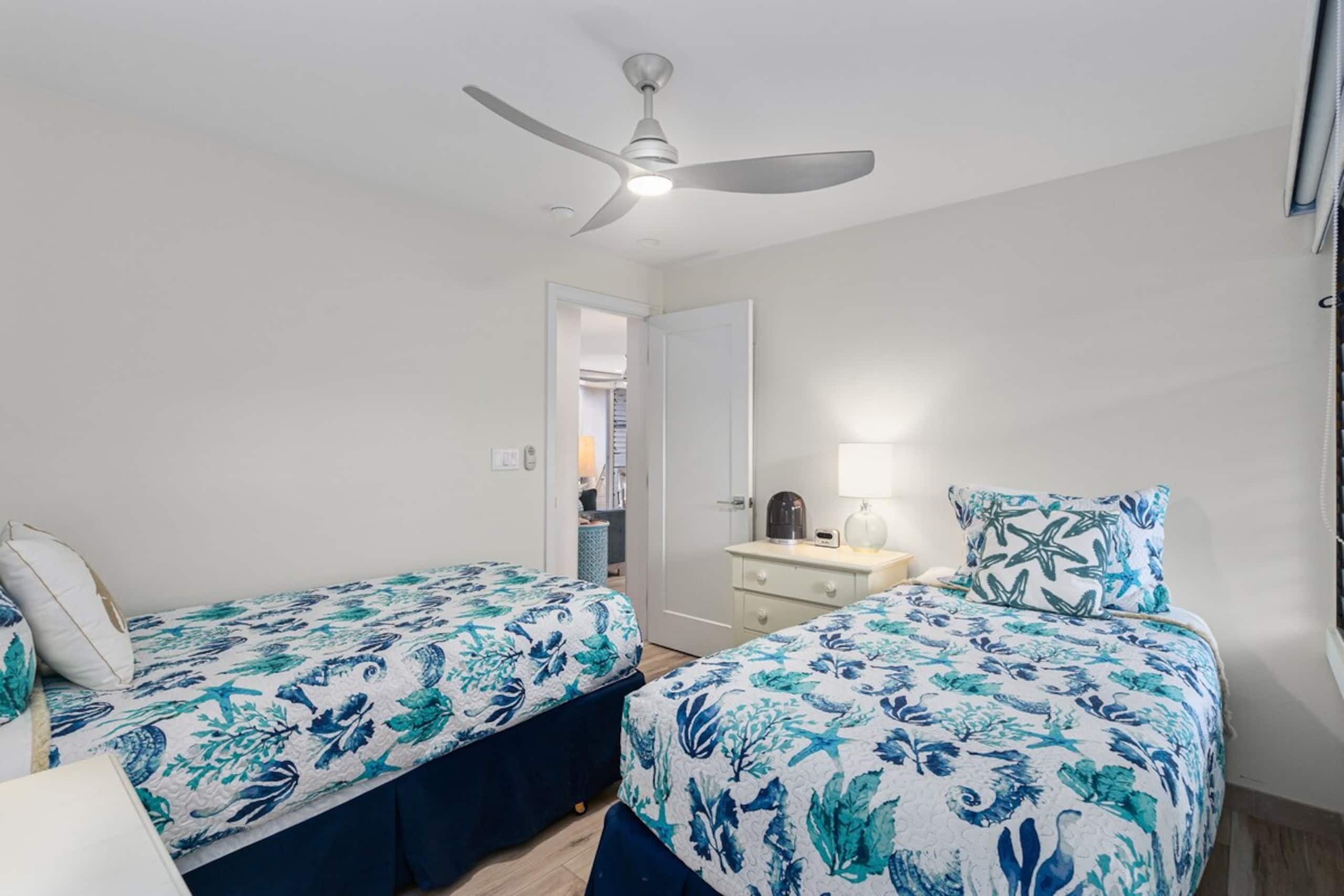 Oceanfront 2BR ground floor w/ snorkeling access - Photo 31