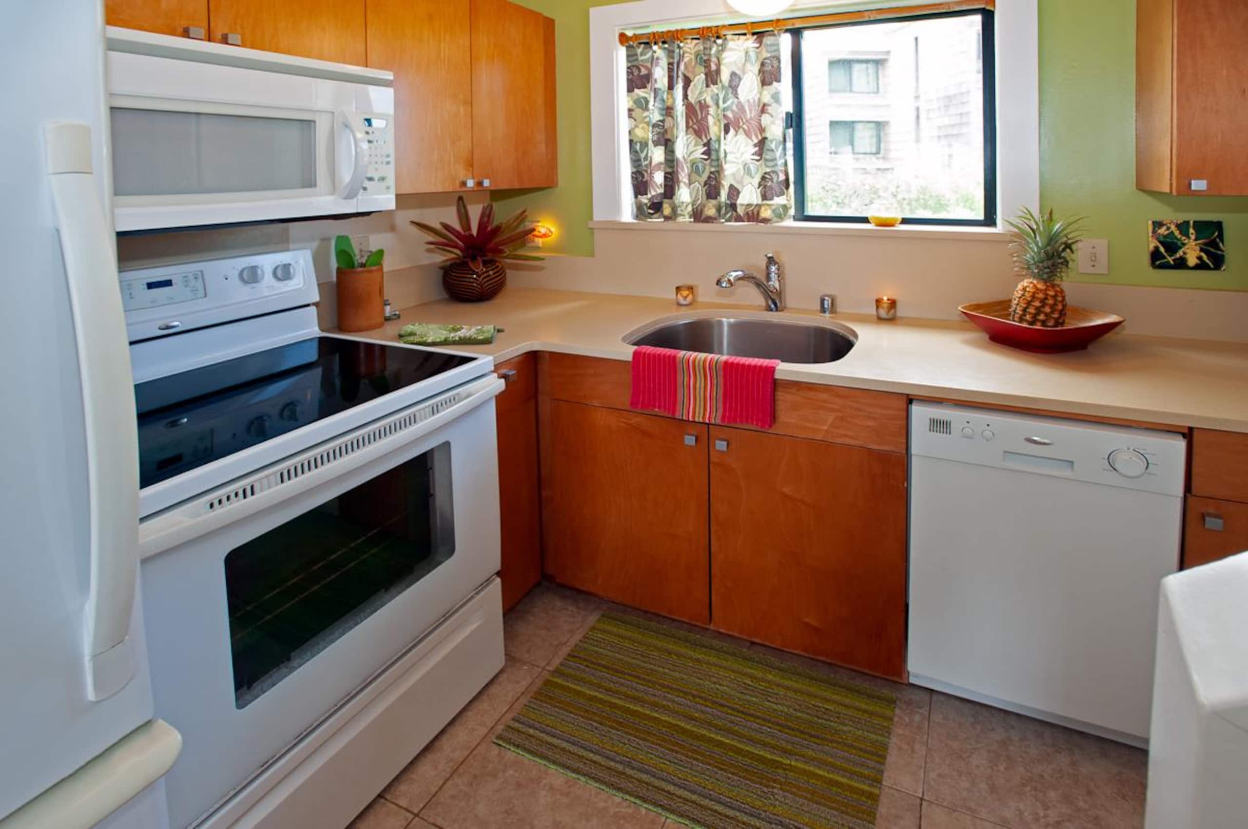 Private Top Floor Retreat w/ Incredible Ocean View - Photo 23