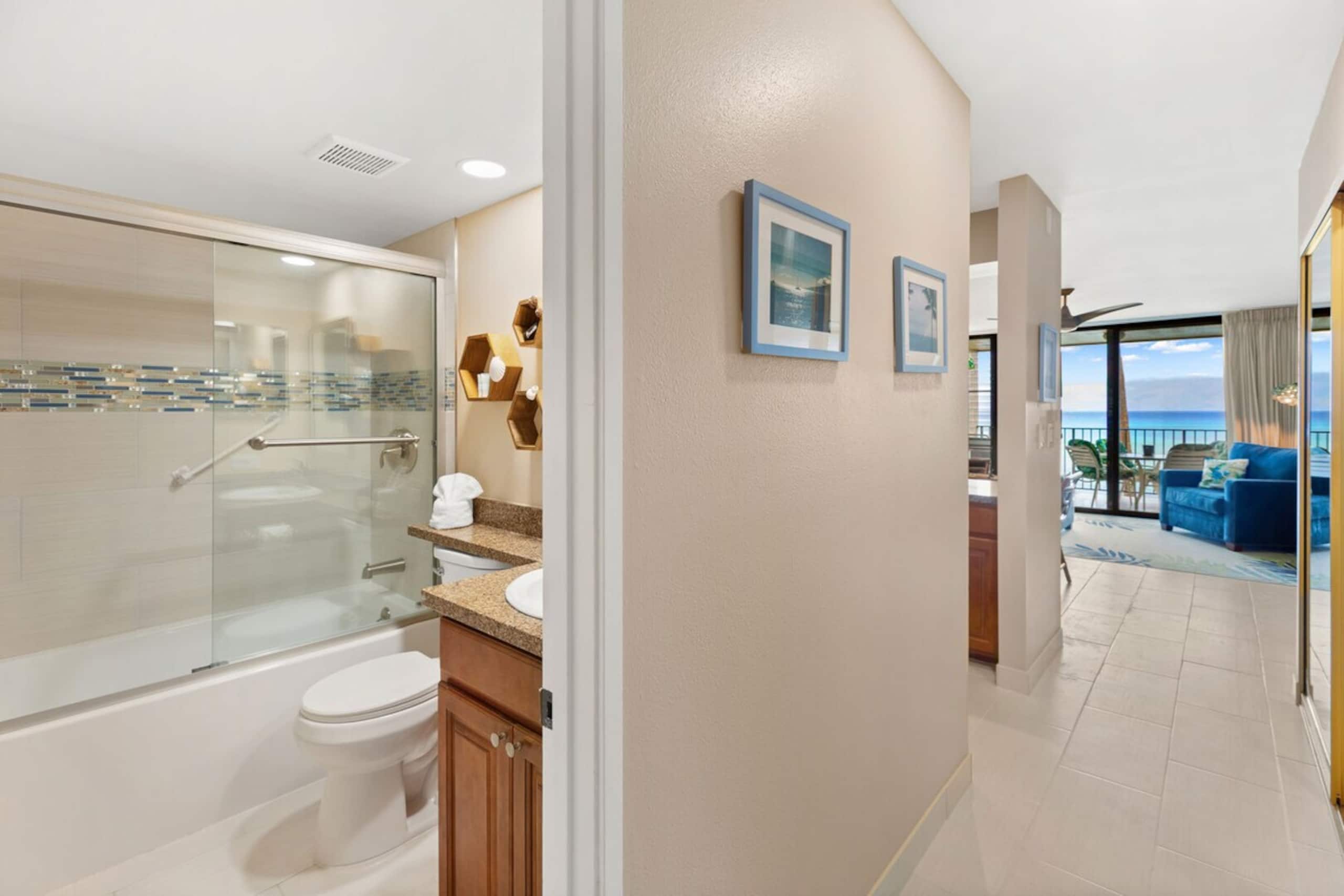 1bd Oceanfront gem with charm, views & Island vibe - Photo 28