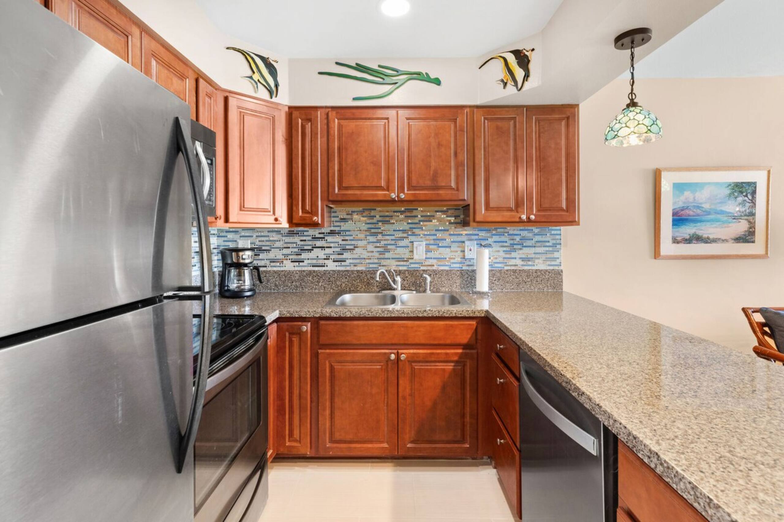 1bd Oceanfront gem with charm, views & Island vibe - Photo 18