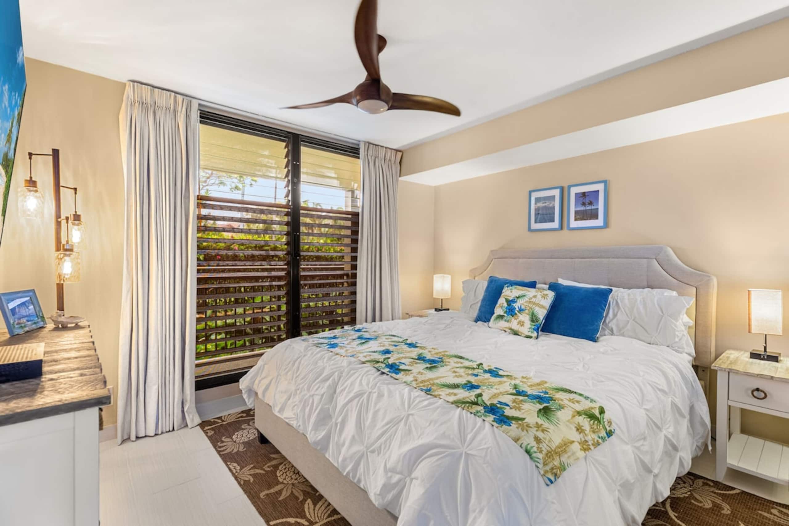 1bd Oceanfront gem with charm, views & Island vibe - Photo 29