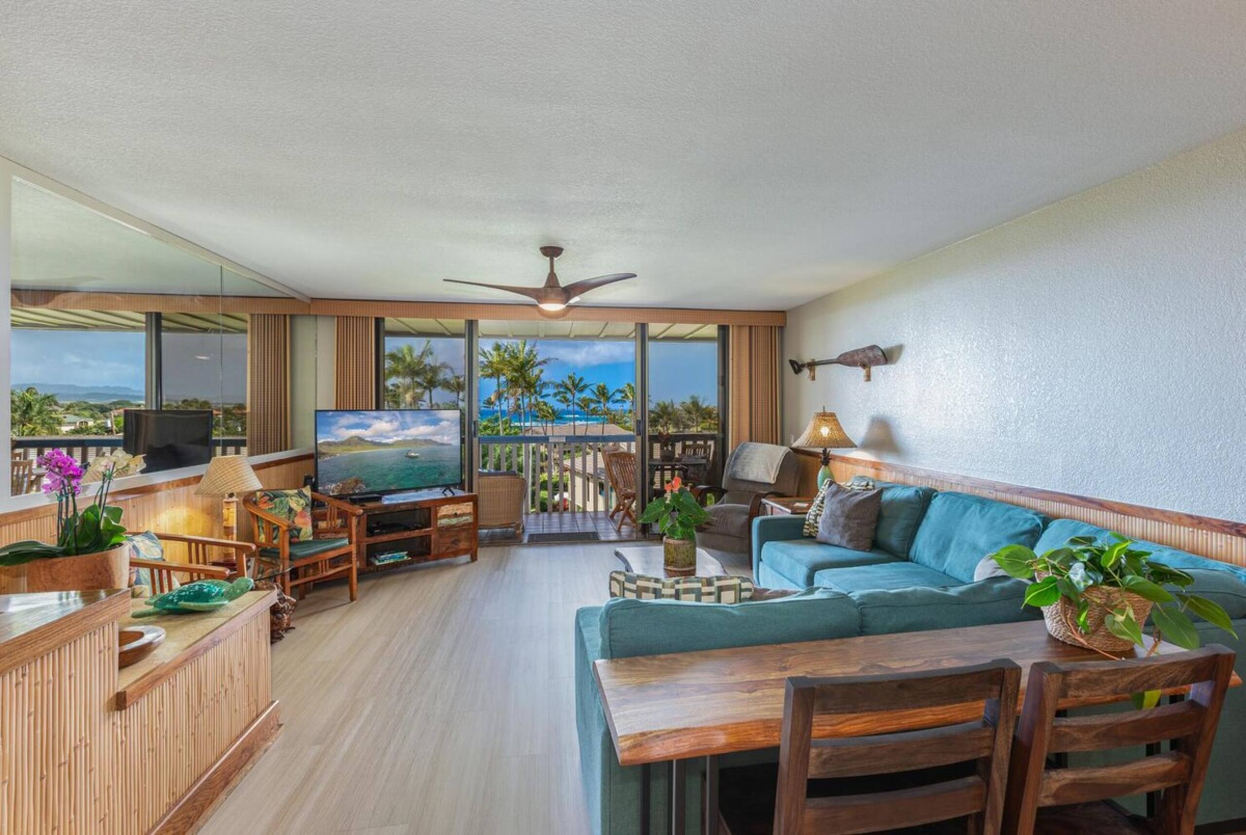 Newly Renovated, Ocean View, Minutes to Beach - Photo 3