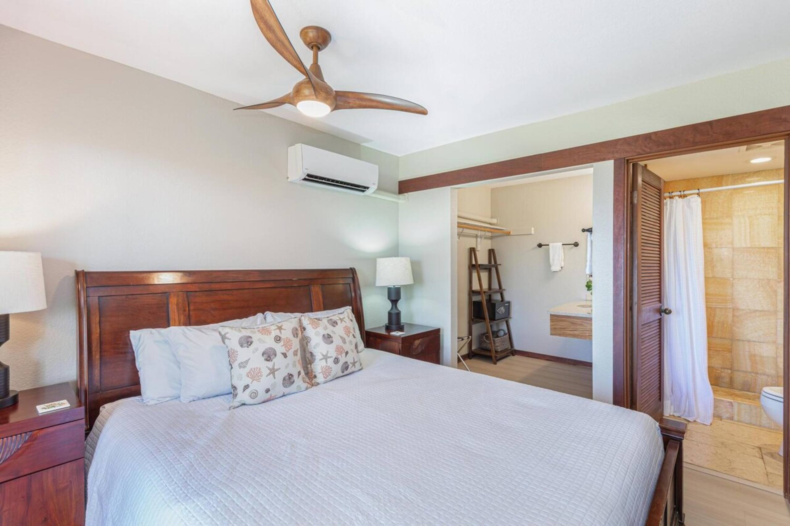 Newly Renovated, Ocean View, Minutes to Beach - Photo 1