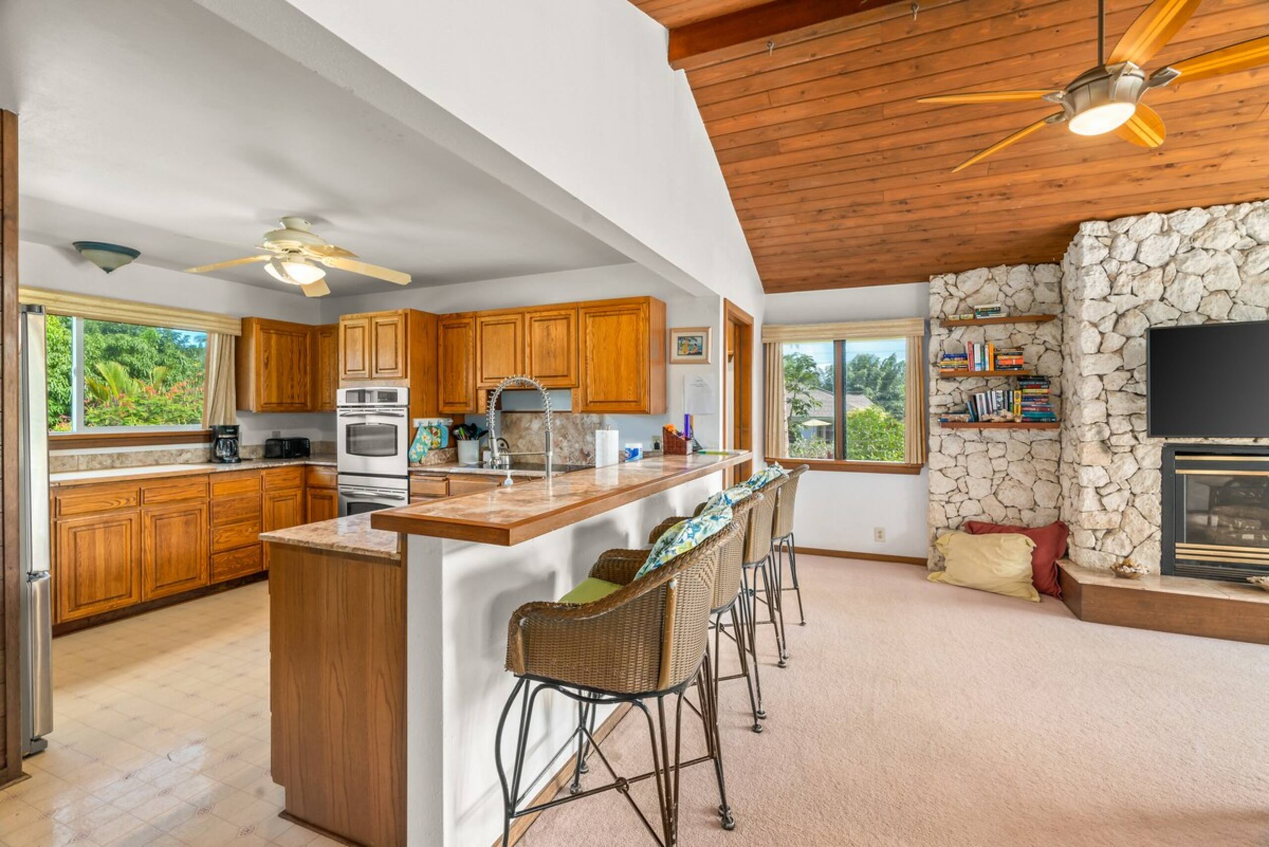 Kauai Hale Luana (Affordable 4 Bedroom Home) - Photo 2