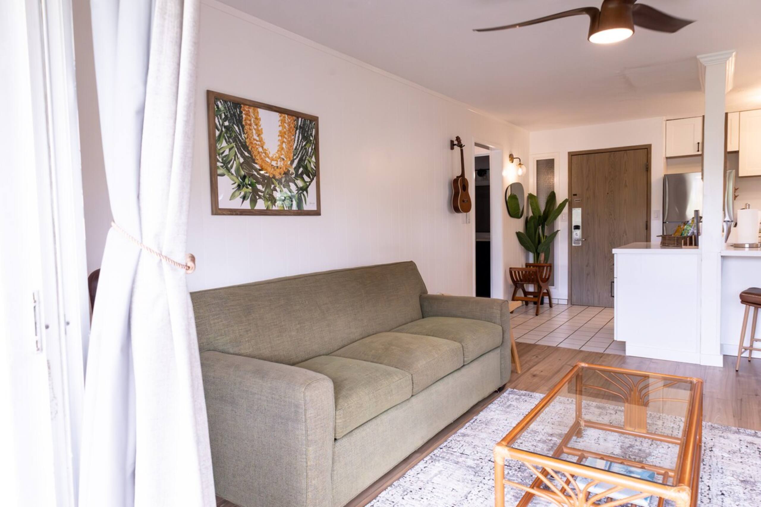 Ocean + Mountain + Pool View, Upgraded Condo - Photo 13