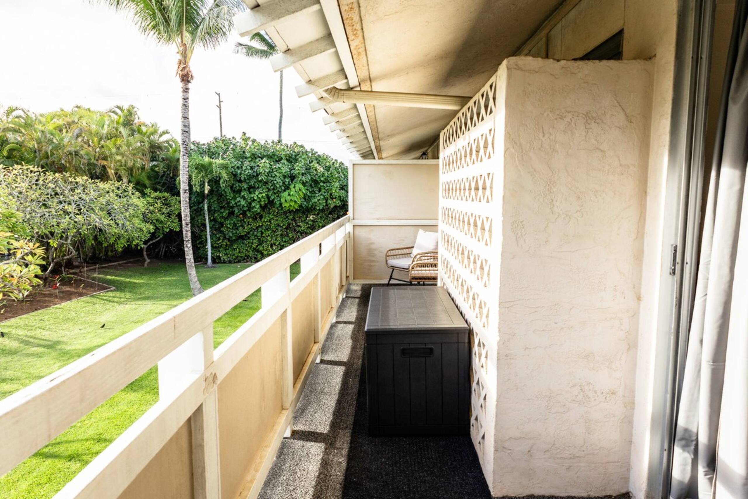 Ocean + Mountain + Pool View, Upgraded Condo - Photo 40
