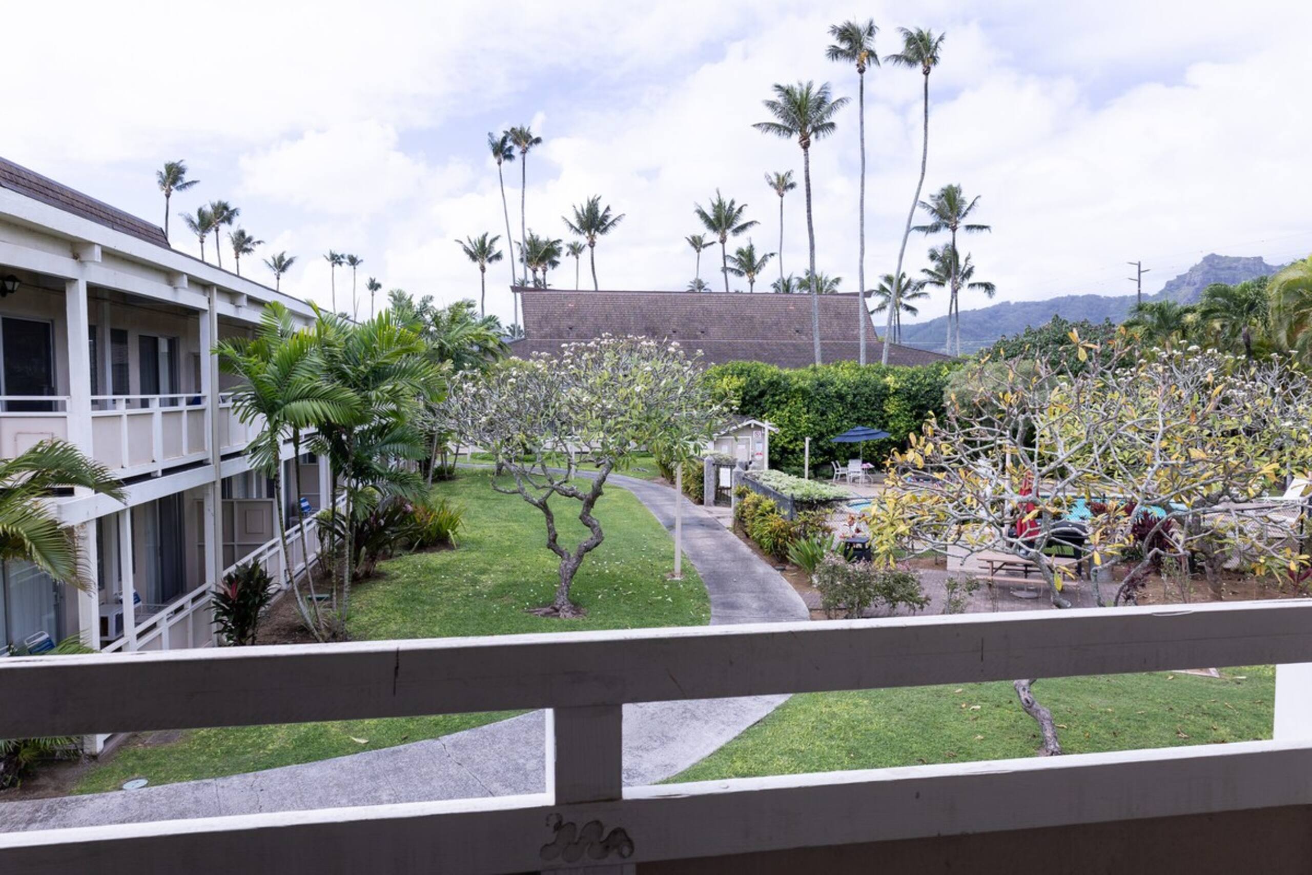 Ocean + Mountain + Pool View, Upgraded Condo - Photo 42