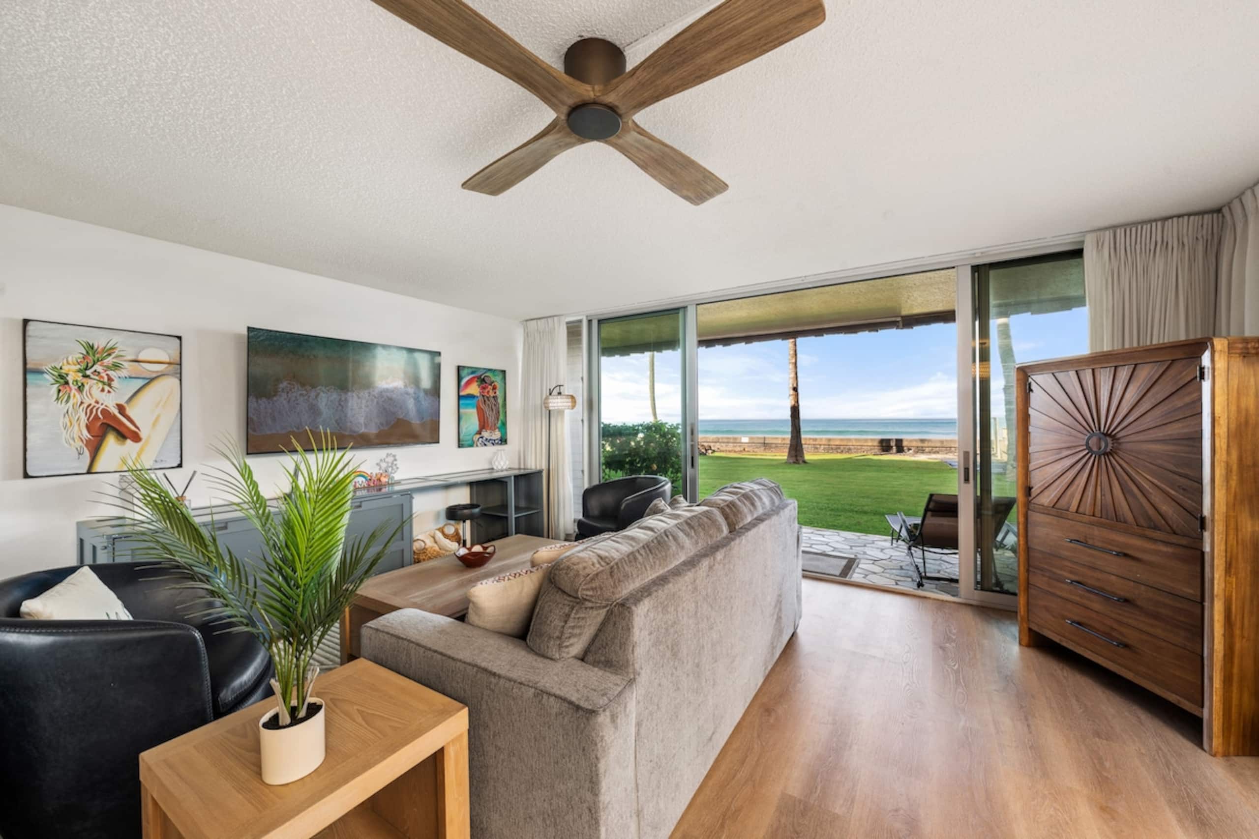 Maui Dream: Ocean View • Beachfront • Corner Suite - Photo 2