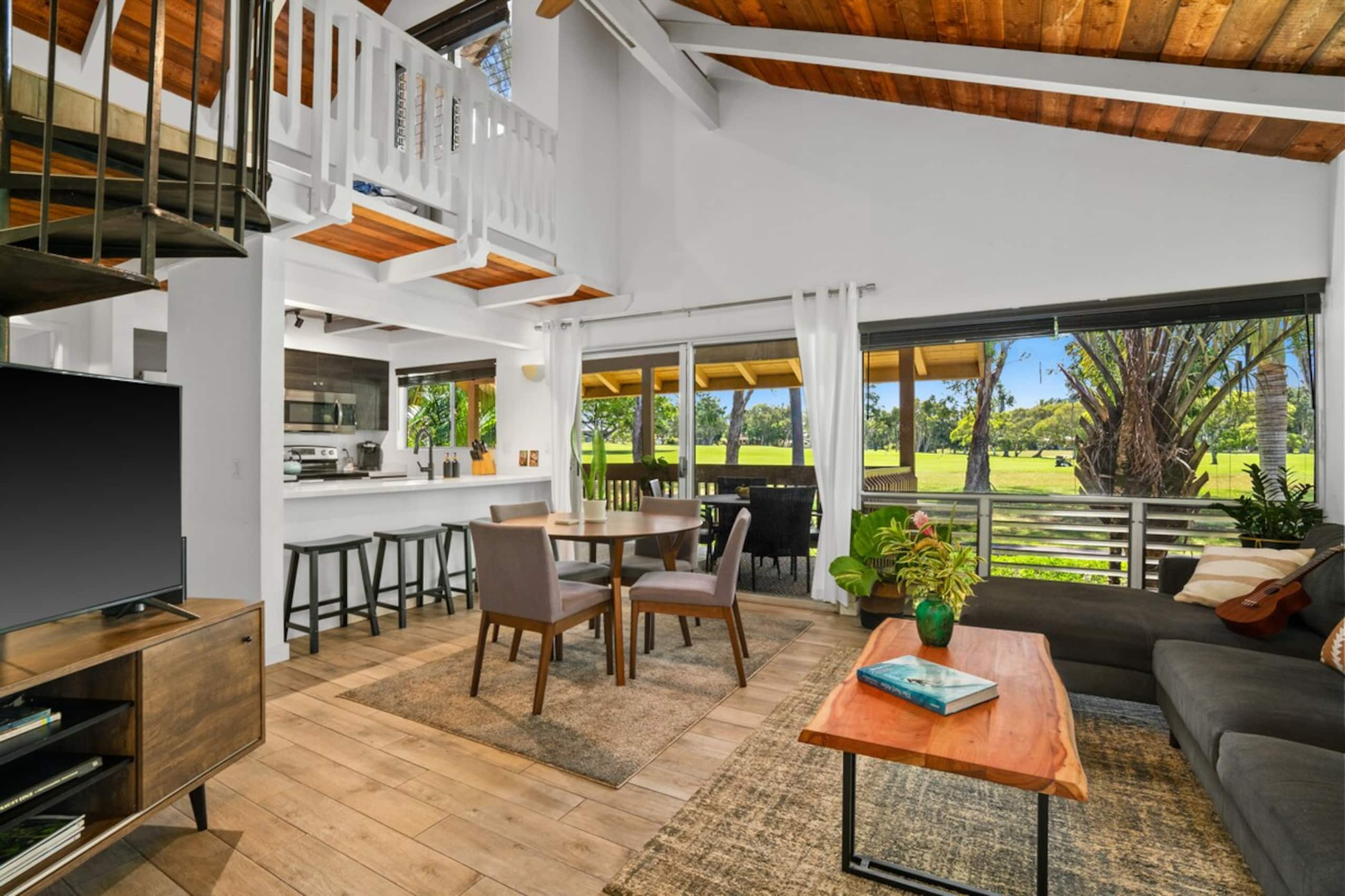 Bright & Airy Home: Waterfall View, Pool & AC - Photo 13