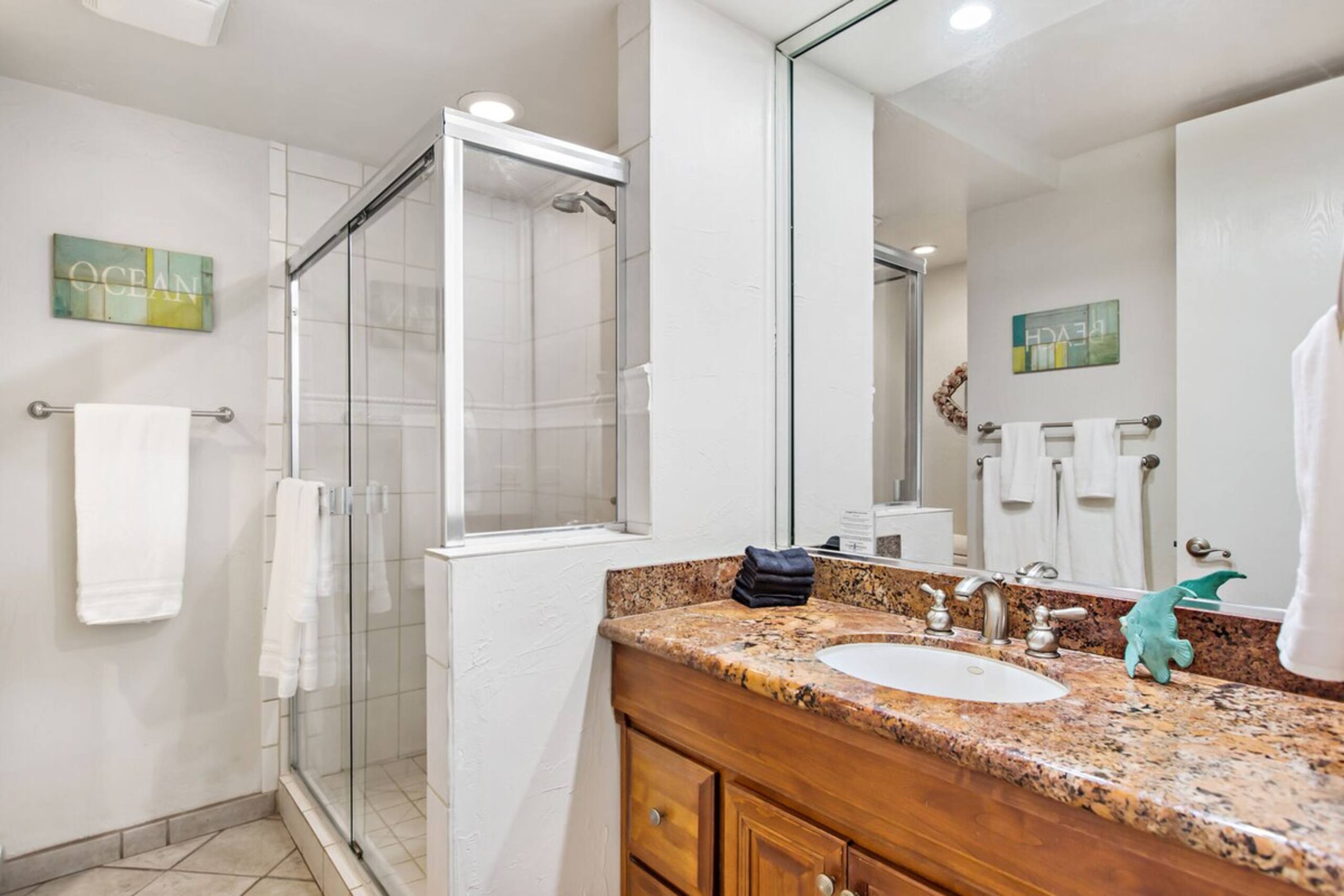 Fantastic 2bd ocean view condo near beach - Photo 16