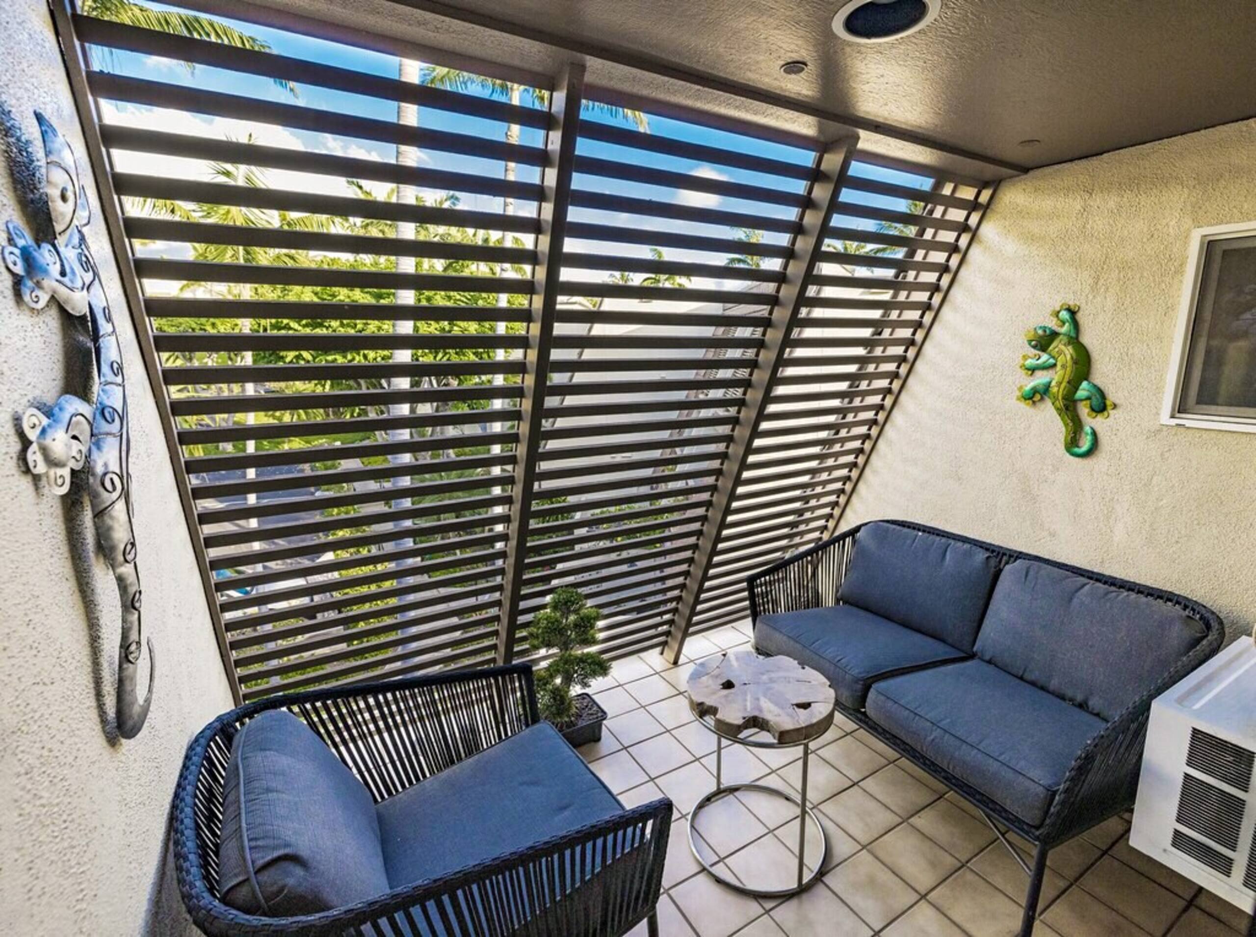 Spectacular ocean view 2 bedroom condo. - Photo 18