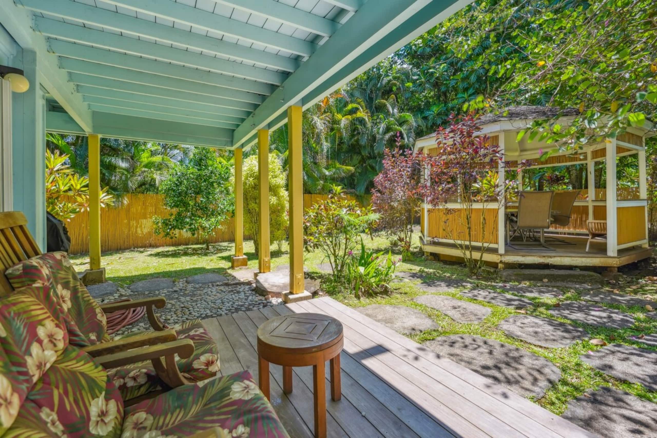 5BD A/C Hanalei Home, short walk to Shops & Beach - Photo 35
