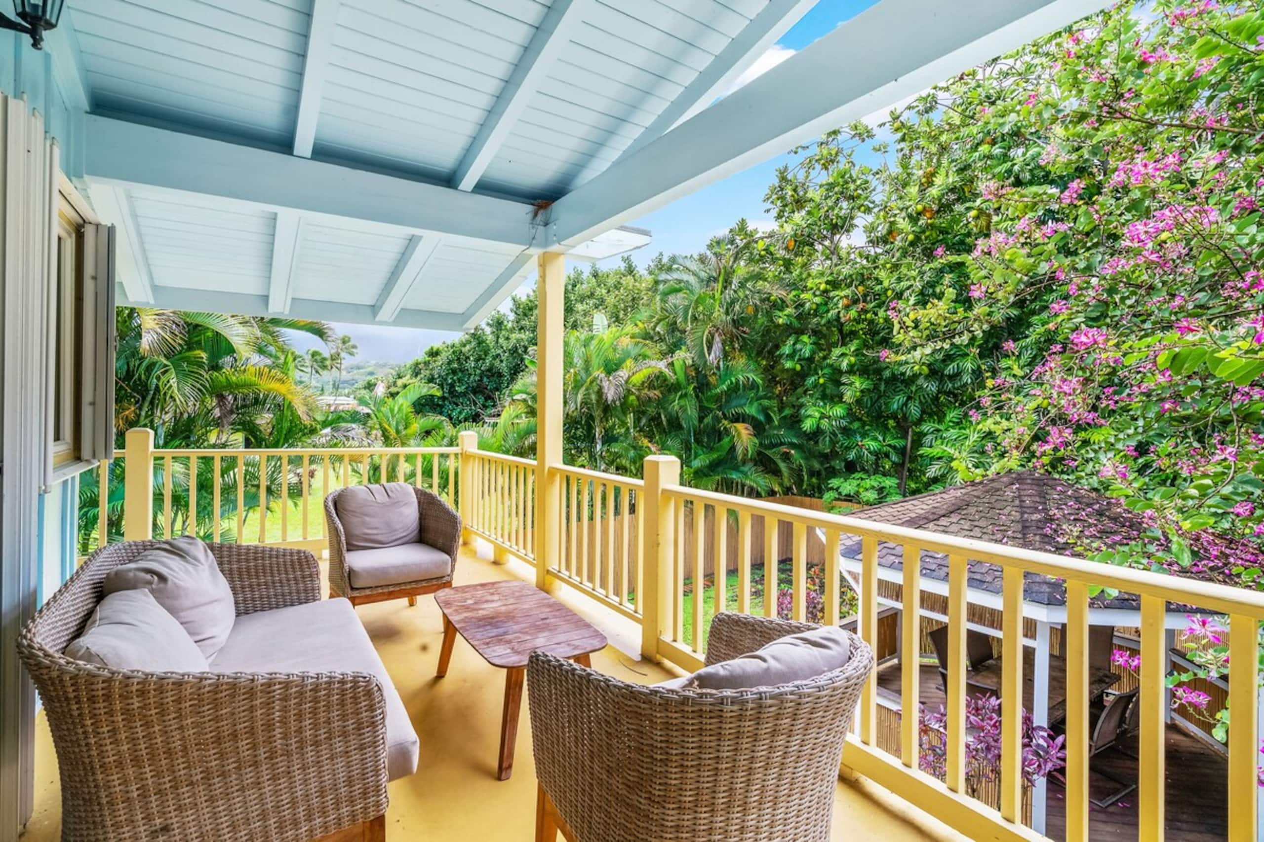 5BD A/C Hanalei Home, short walk to Shops & Beach - Photo 10