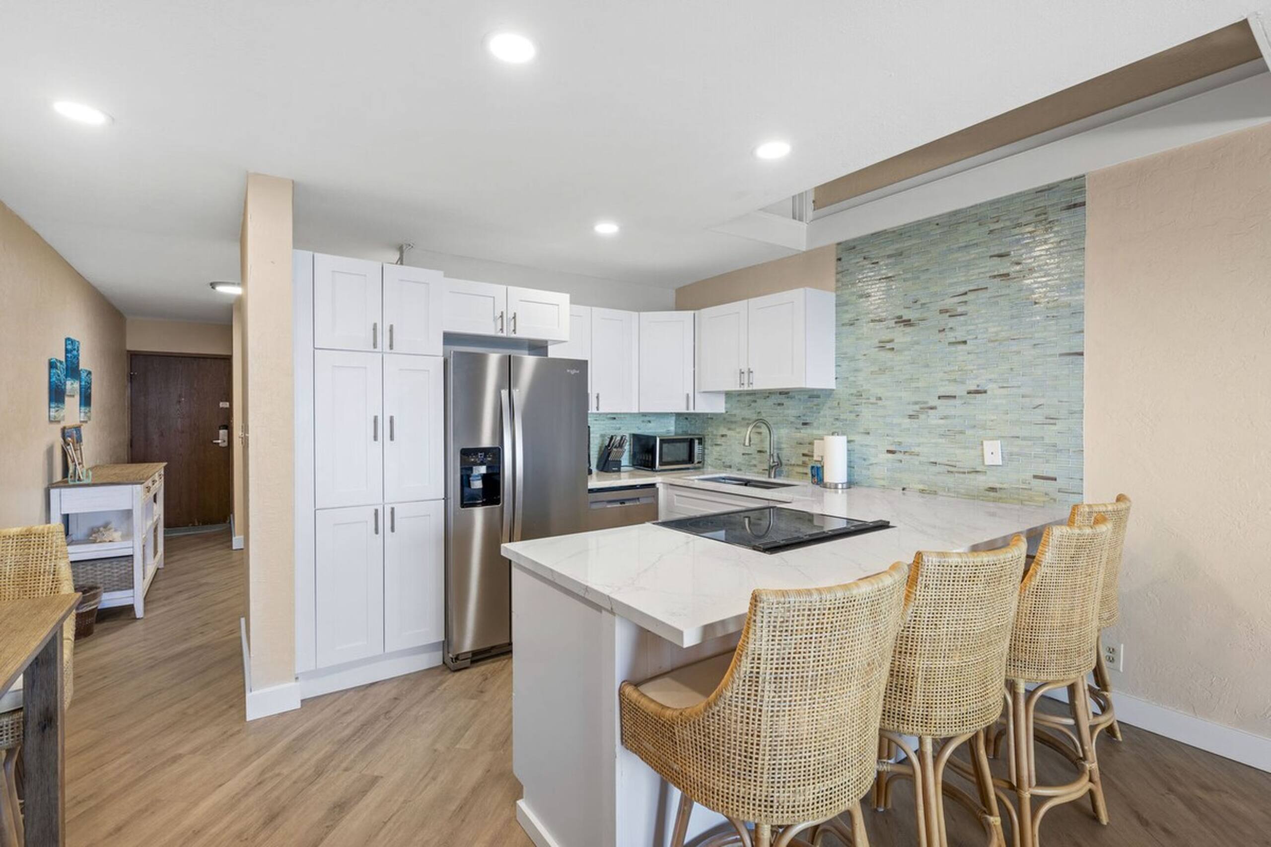 Shores of Maui 215 - Ocean Views, Renovated, AC - Photo 7