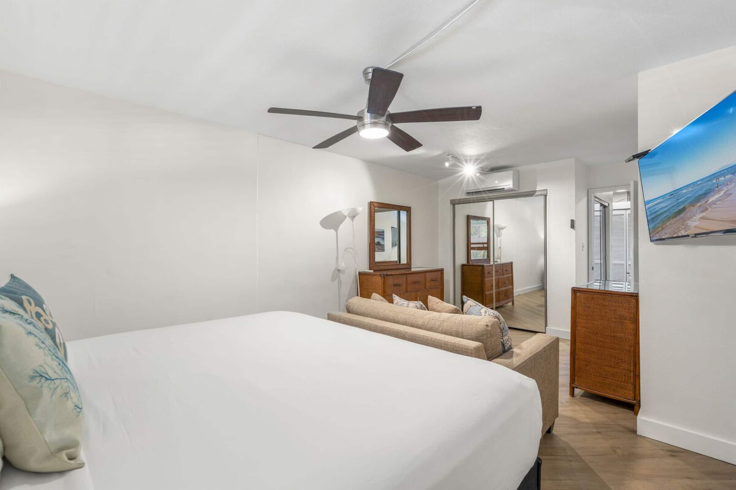 Shores of Maui 215 - Ocean Views, Renovated, AC - Photo 24