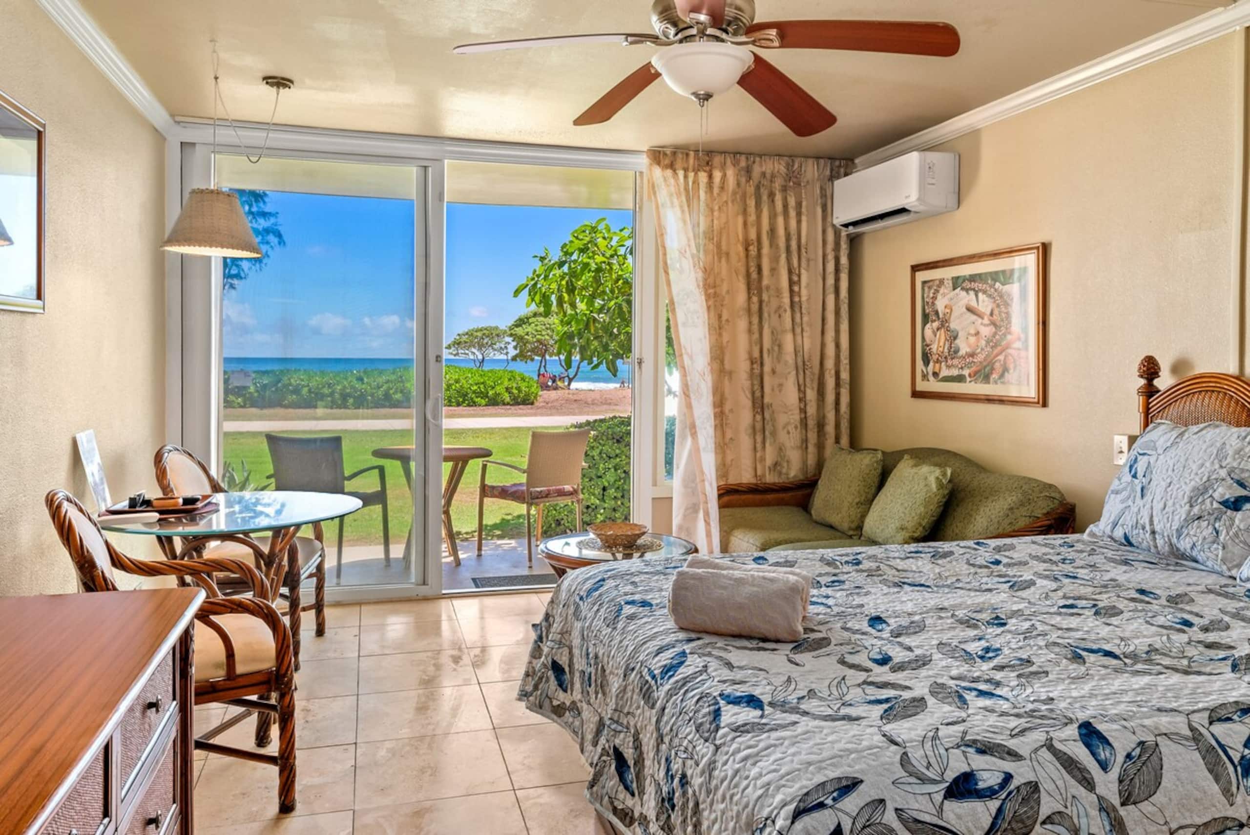 Oceanfront Studio 147, Islander on the Beach - Photo 9