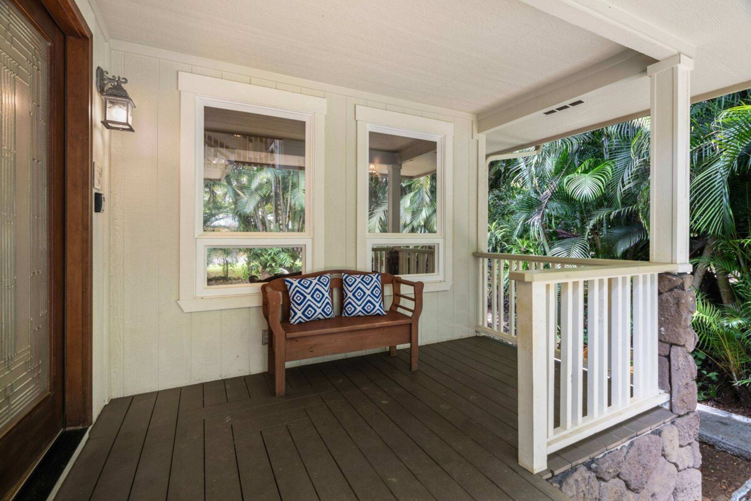 Beautiful, Spacious Hawaiiana House, A/C, Hot Tub - Photo 59