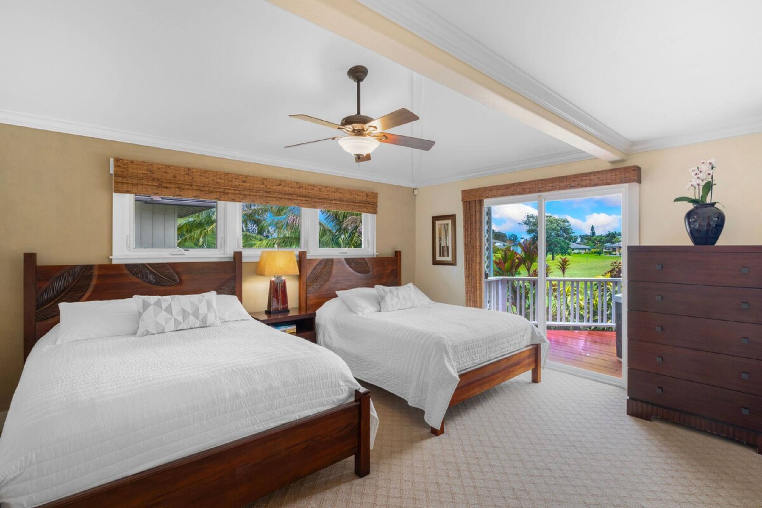 Beautiful, Spacious Hawaiiana House, A/C, Hot Tub - Photo 50