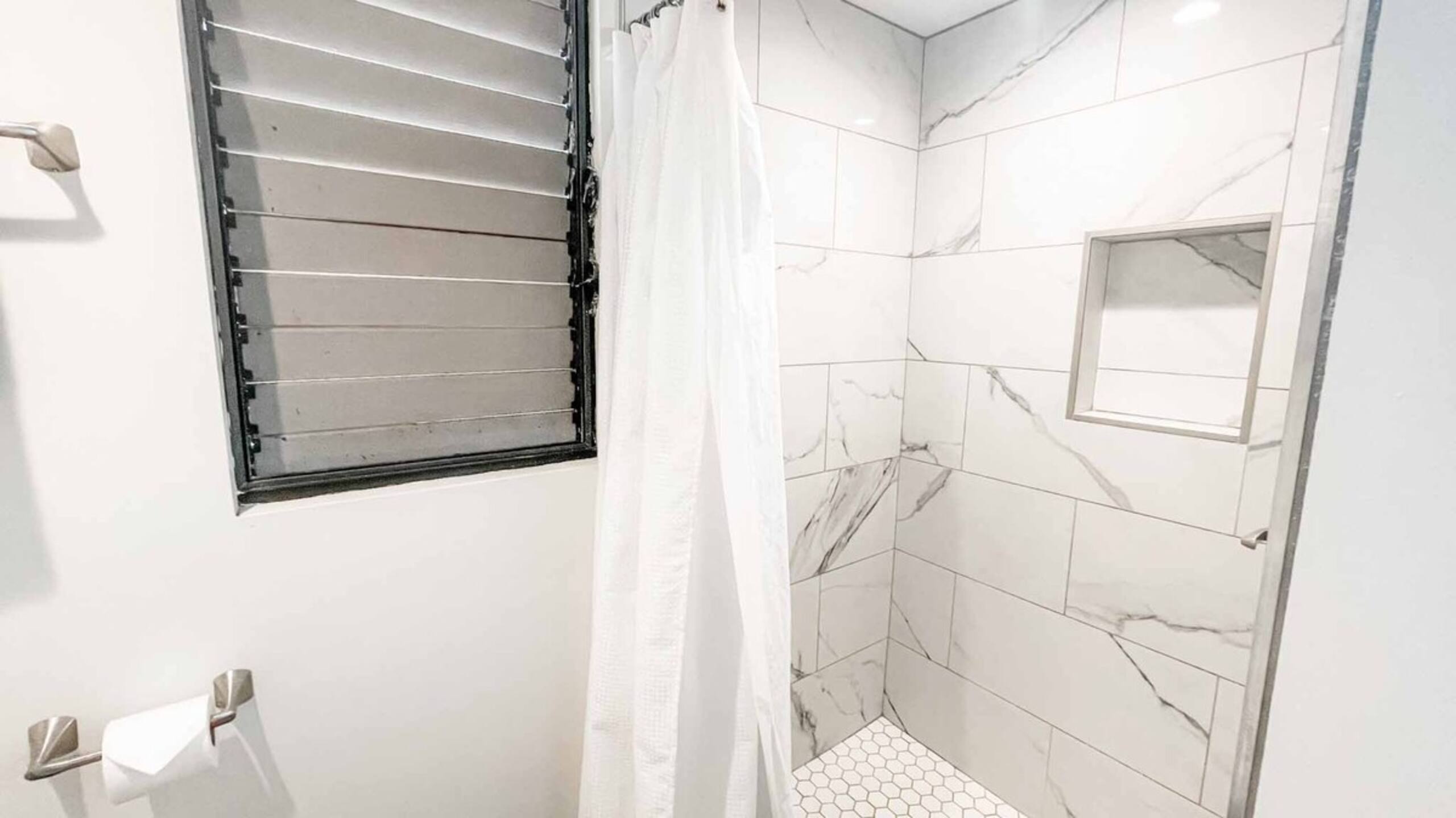 Stunning Ocean Two Bd Corner Condo,AC,Pool D301 - Photo 18