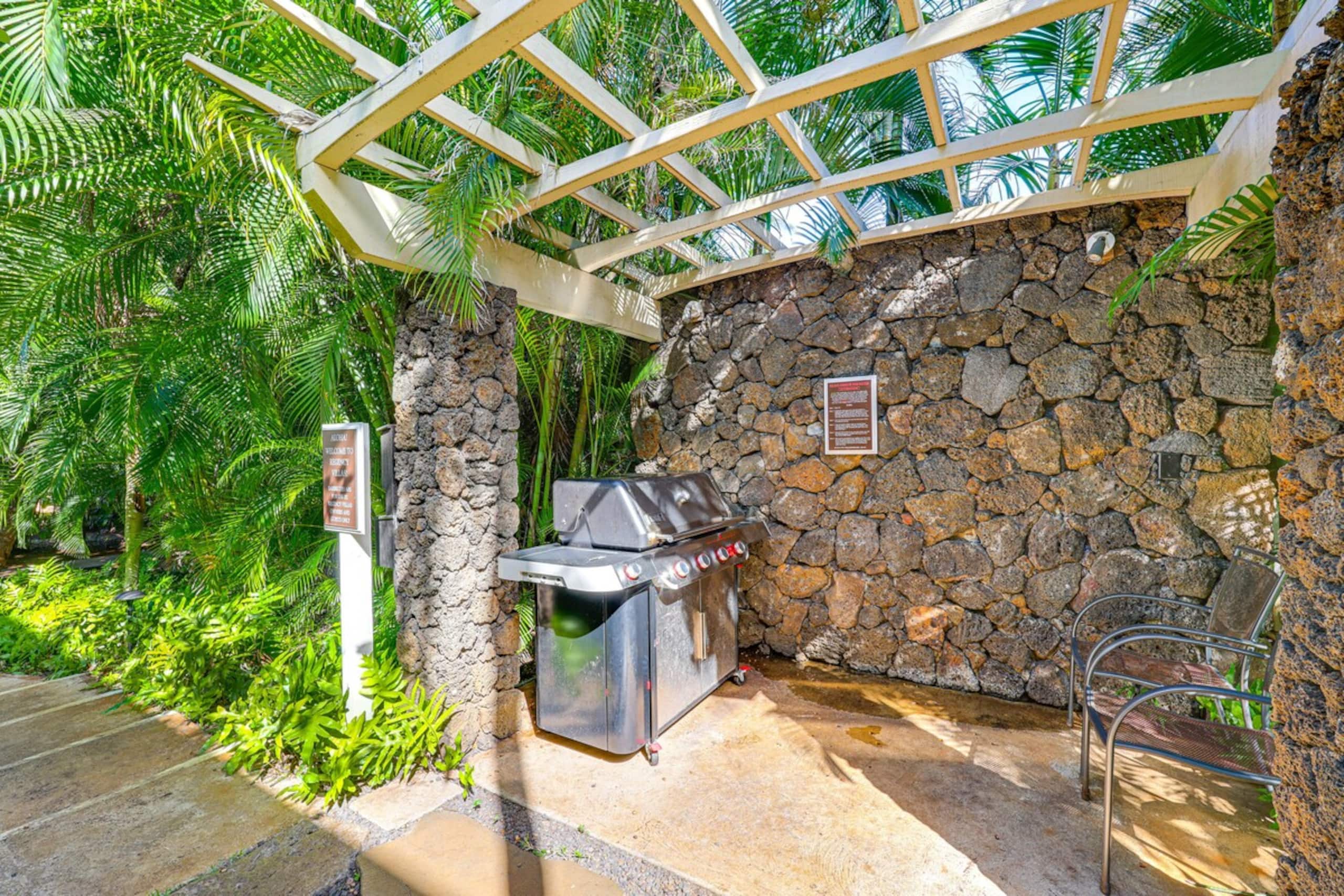 Walk to Poipu Beaches Koloa Condo w/ Pool Access - Photo 24
