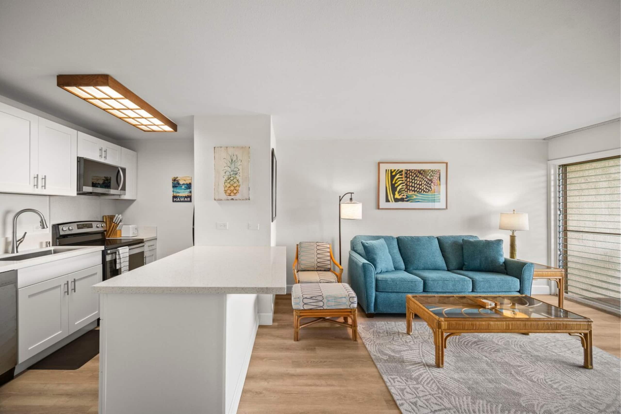 Kapaa Shore Resort A101, Oceanfront, End Unit - Photo 4