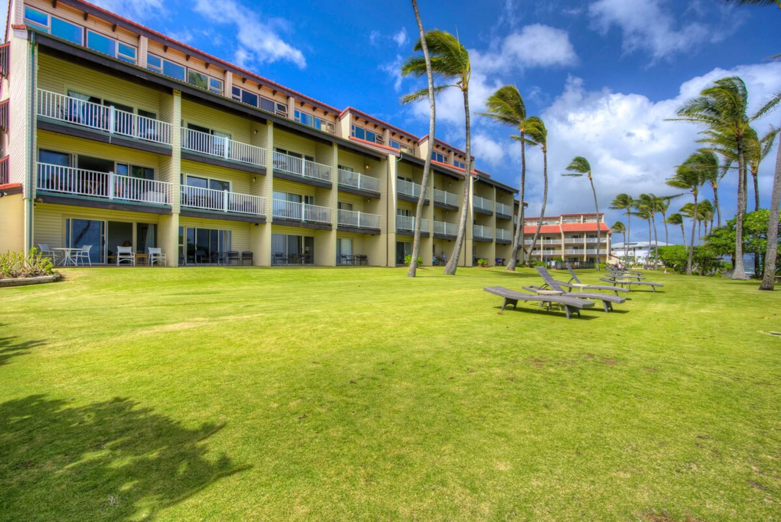 Kapaa Shore Resort A101, Oceanfront, End Unit - Photo 32