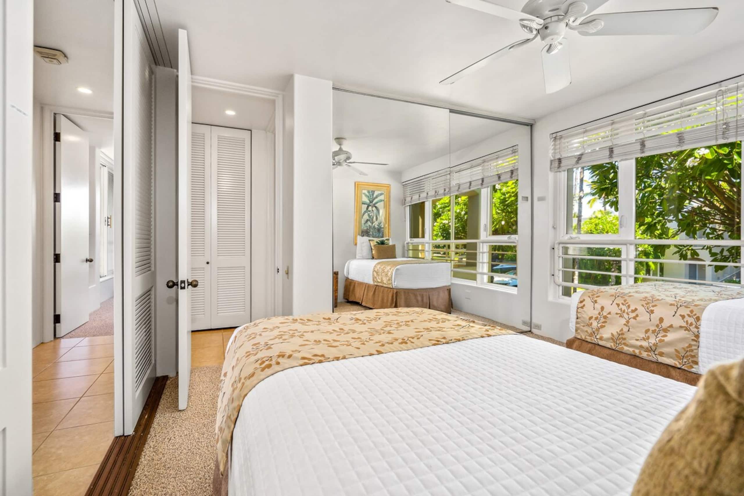 Ocean view condo w/ pool and hot tub - Photo 27