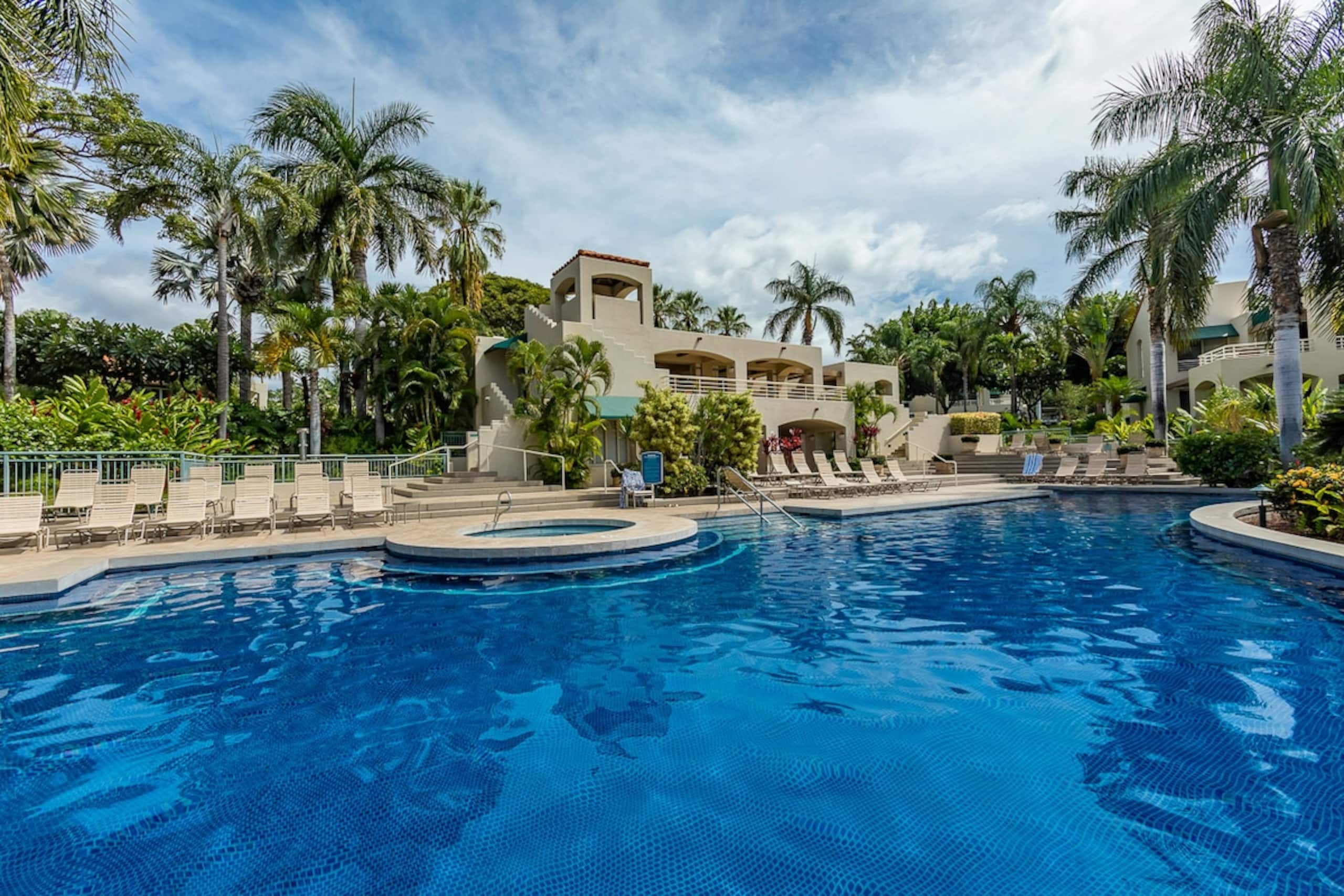 Ocean view condo w/ pool and hot tub - Photo 33