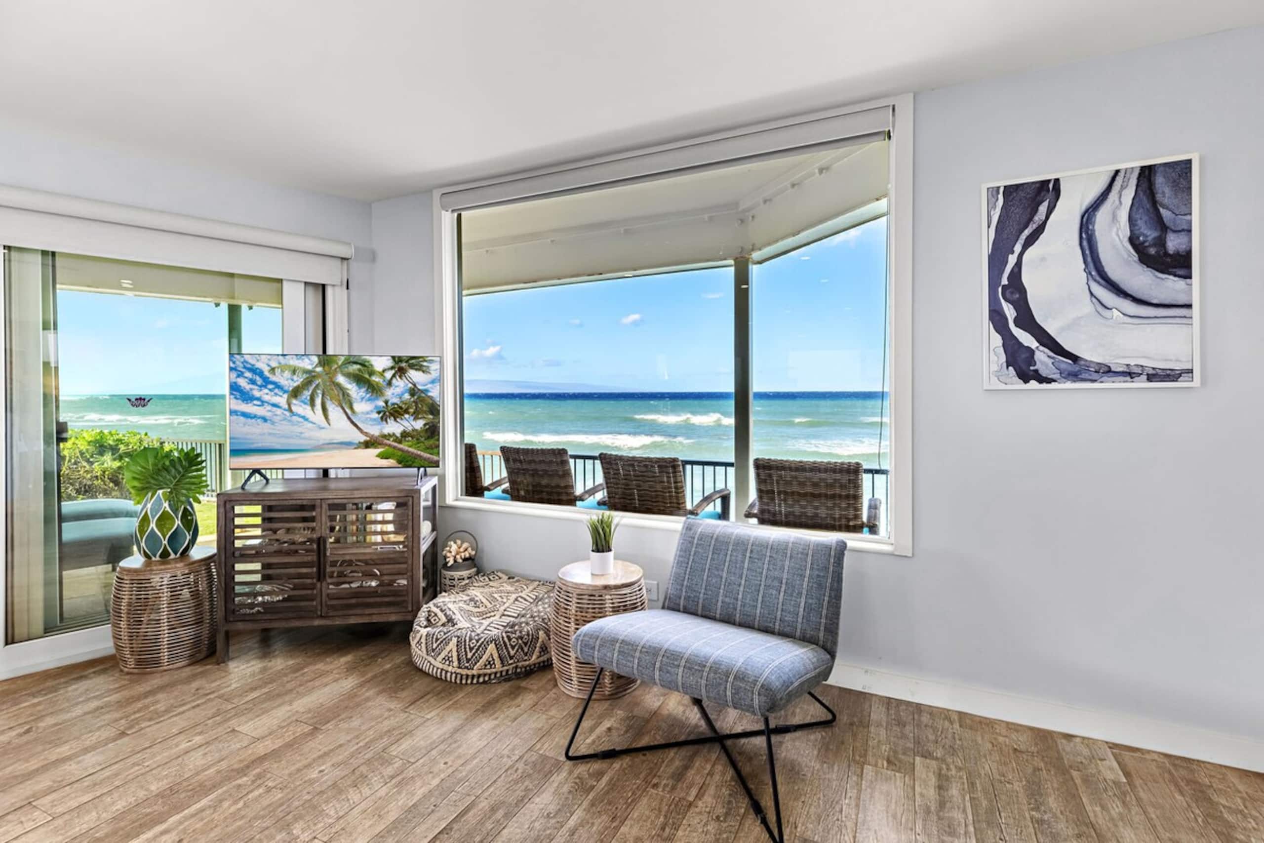 Premier Corner 2BR on West Maui Oceanfront - Photo 11