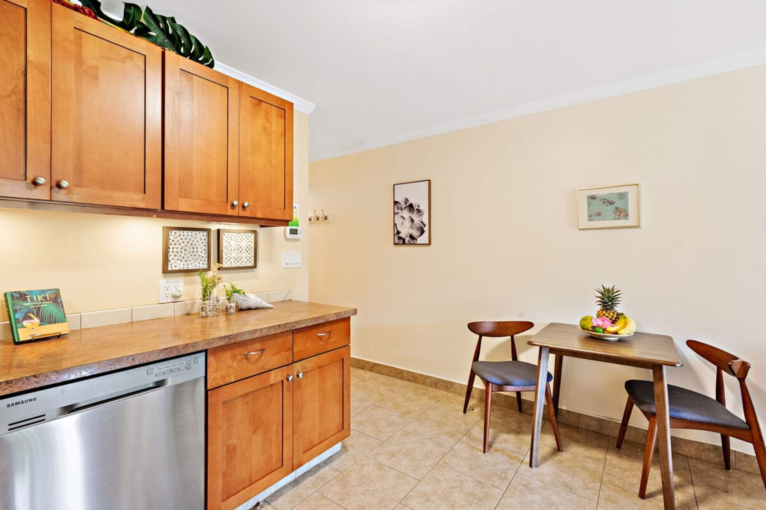 Cozy Studio just steps from famous Napili Bay - Photo 11