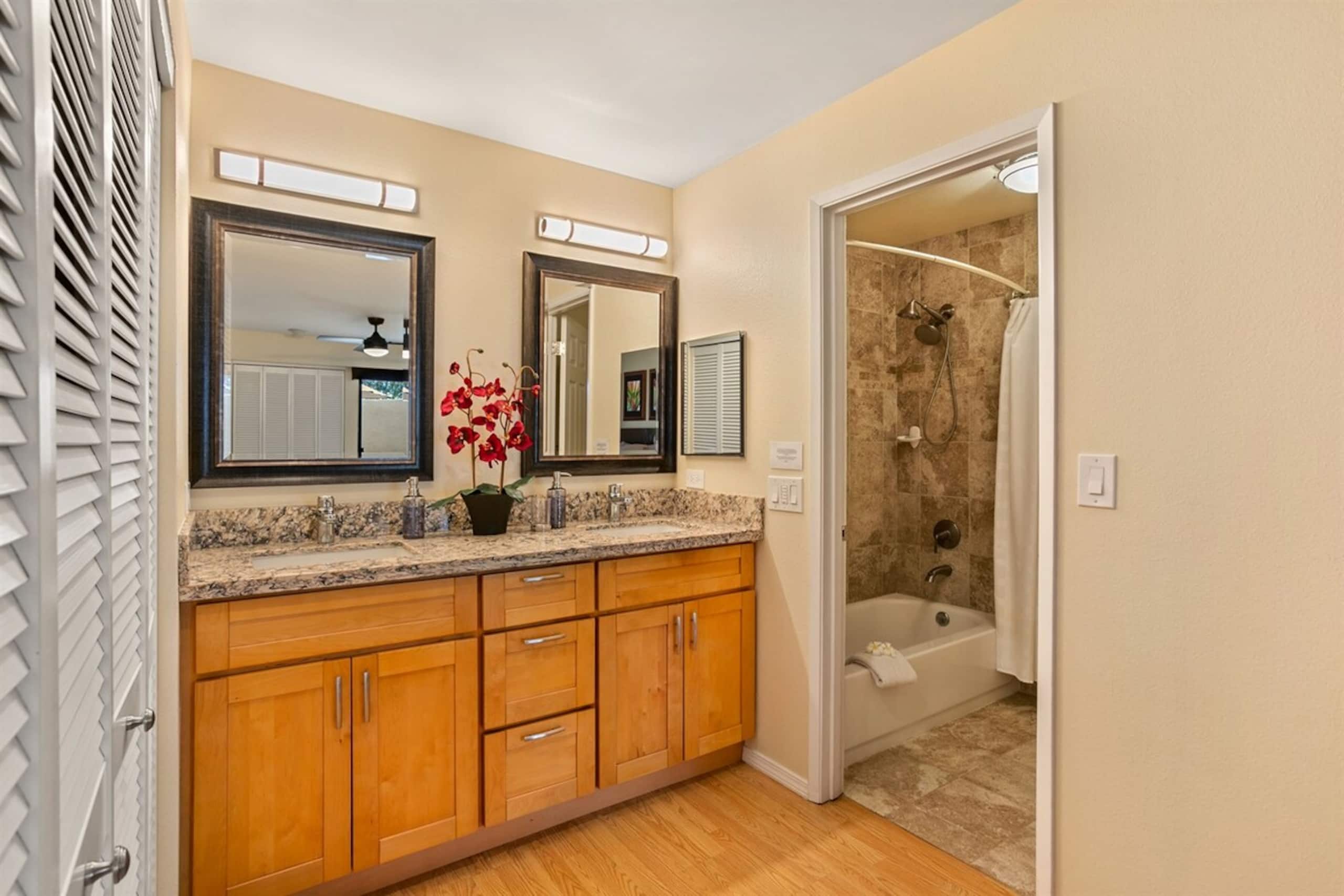Oceanview, no stairs and a Murphy Bed at Maui Kam - Photo 10