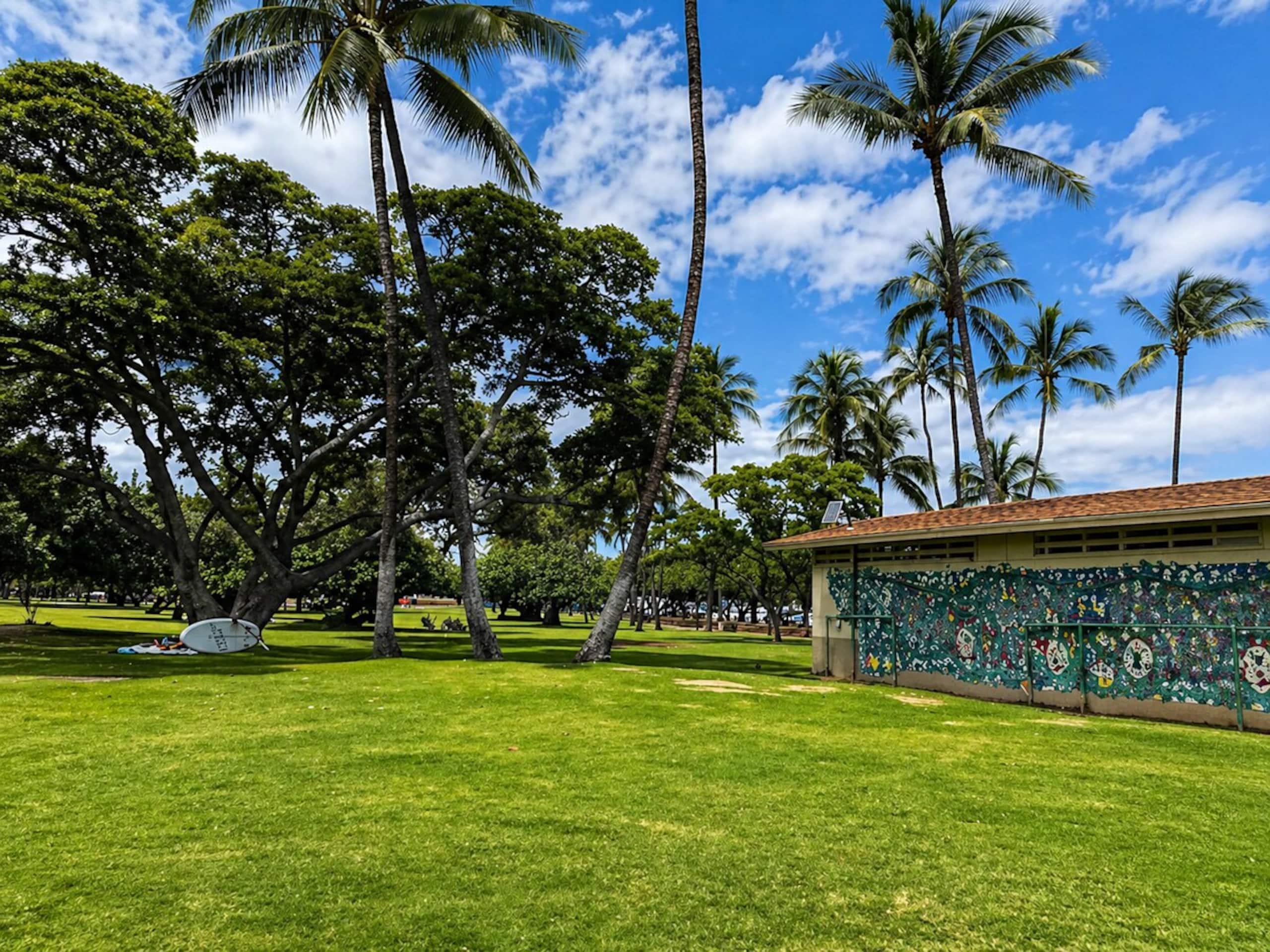 Aloha Escape. Easy Walk to Beach & Kalama Park - Photo 19