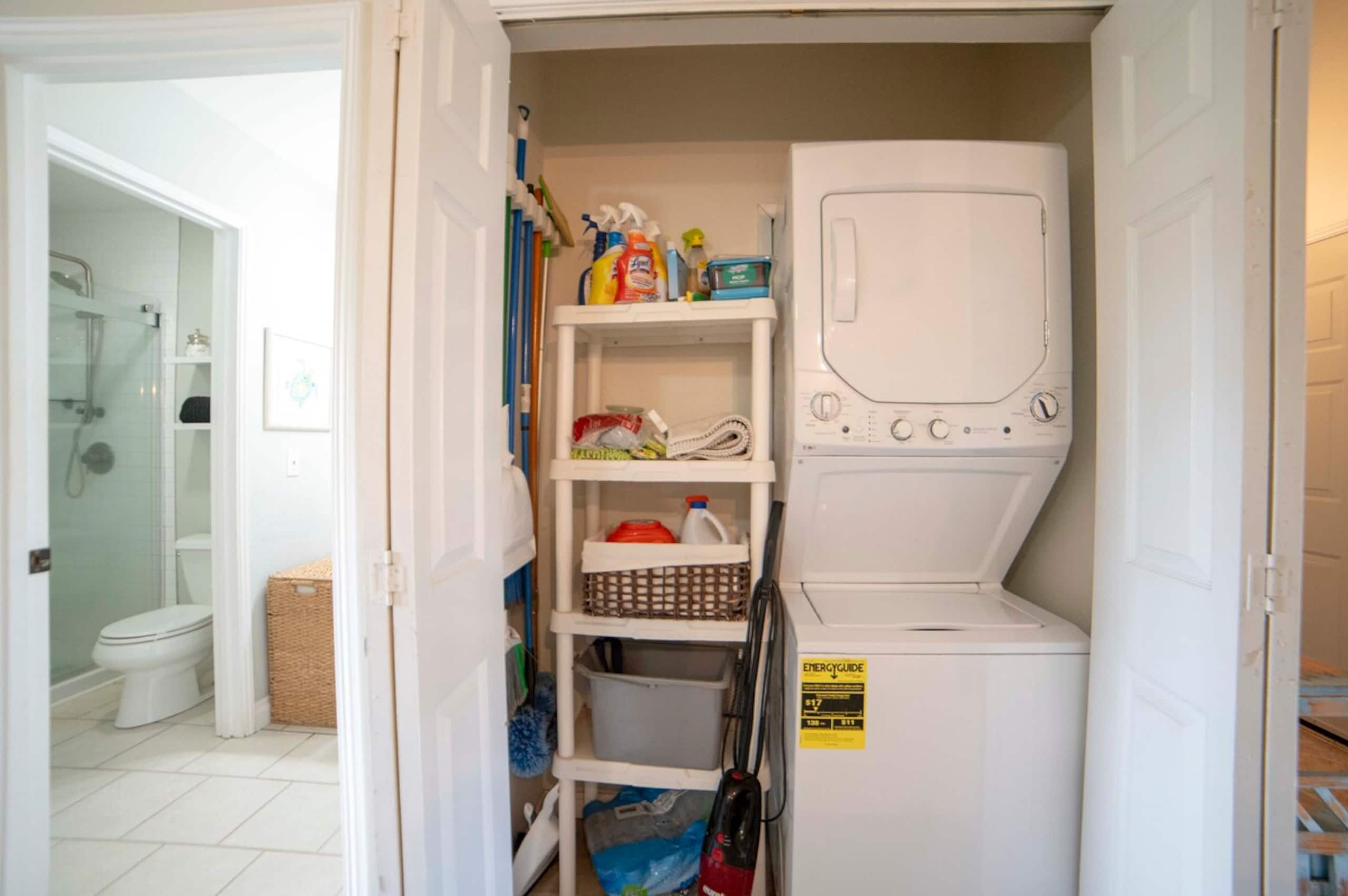 Nicest unit in the complex! - Photo 10