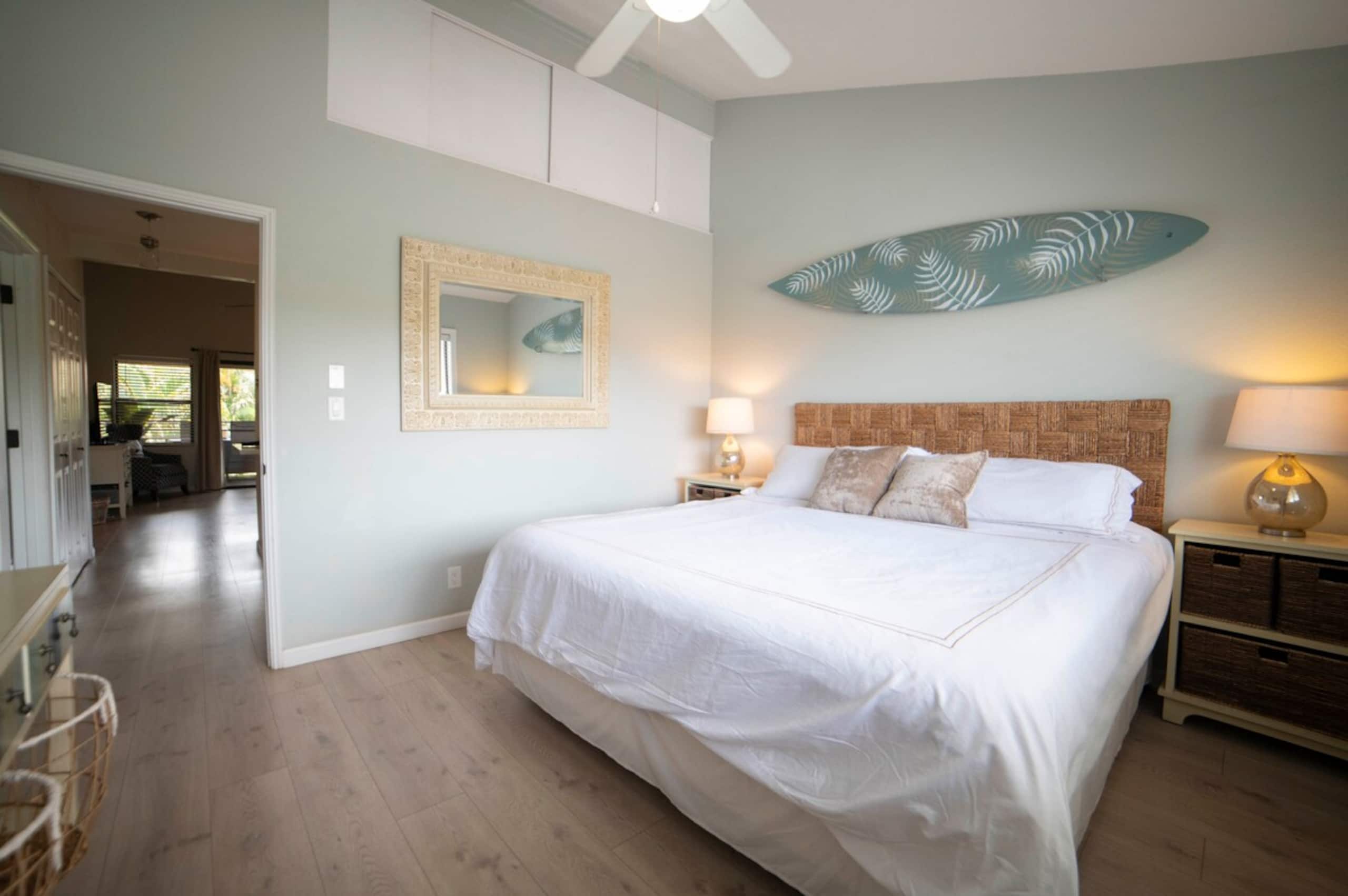 Nicest unit in the complex! - Photo 9