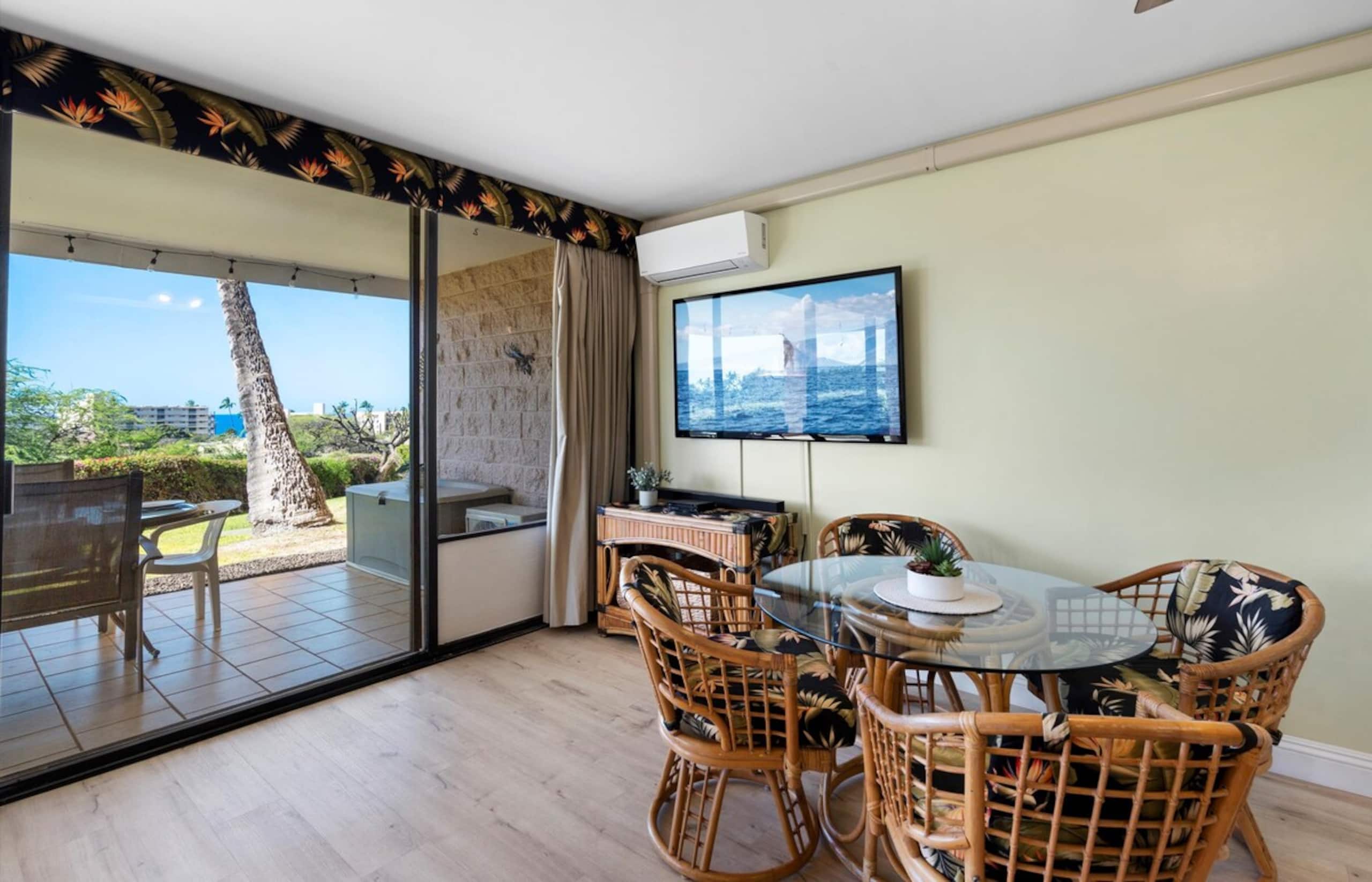 Beachfront Kihei condo w/ pool and lanai - Photo 13