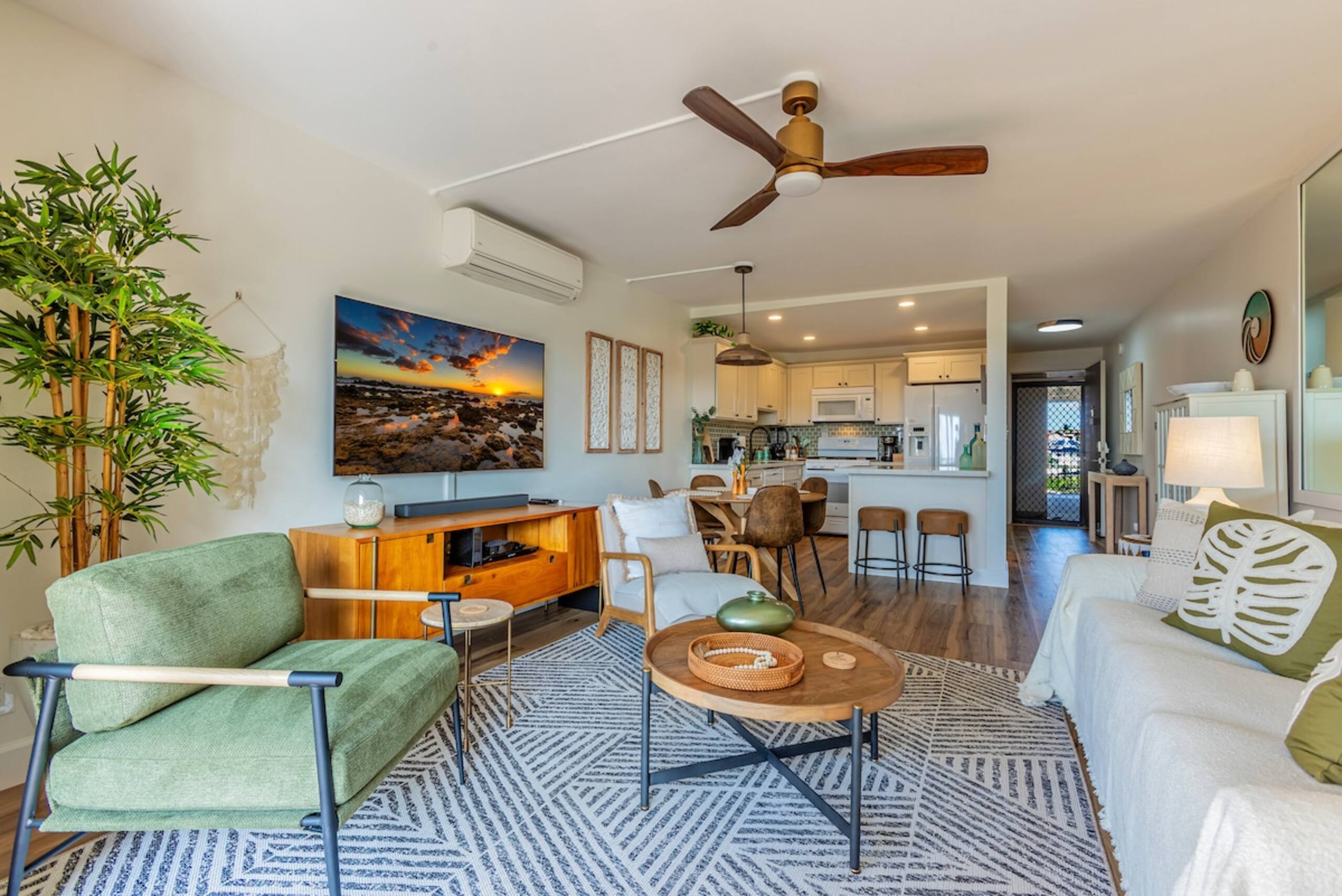 Mavi Bay luxury ocean view condo - Photo 2