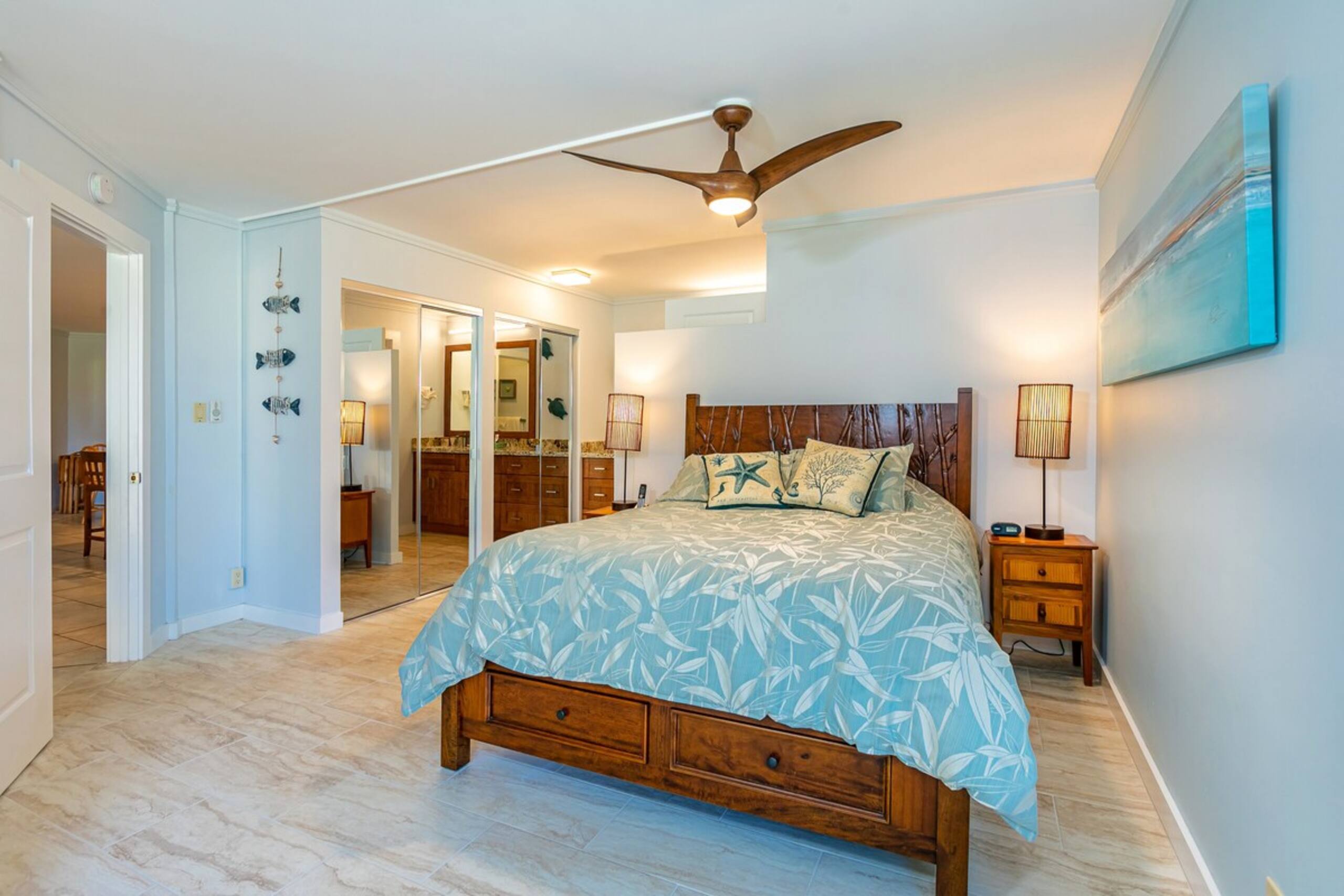 Kauhale Makai Oceanfront Condo w/ Pool & Hot Tub - Photo 12